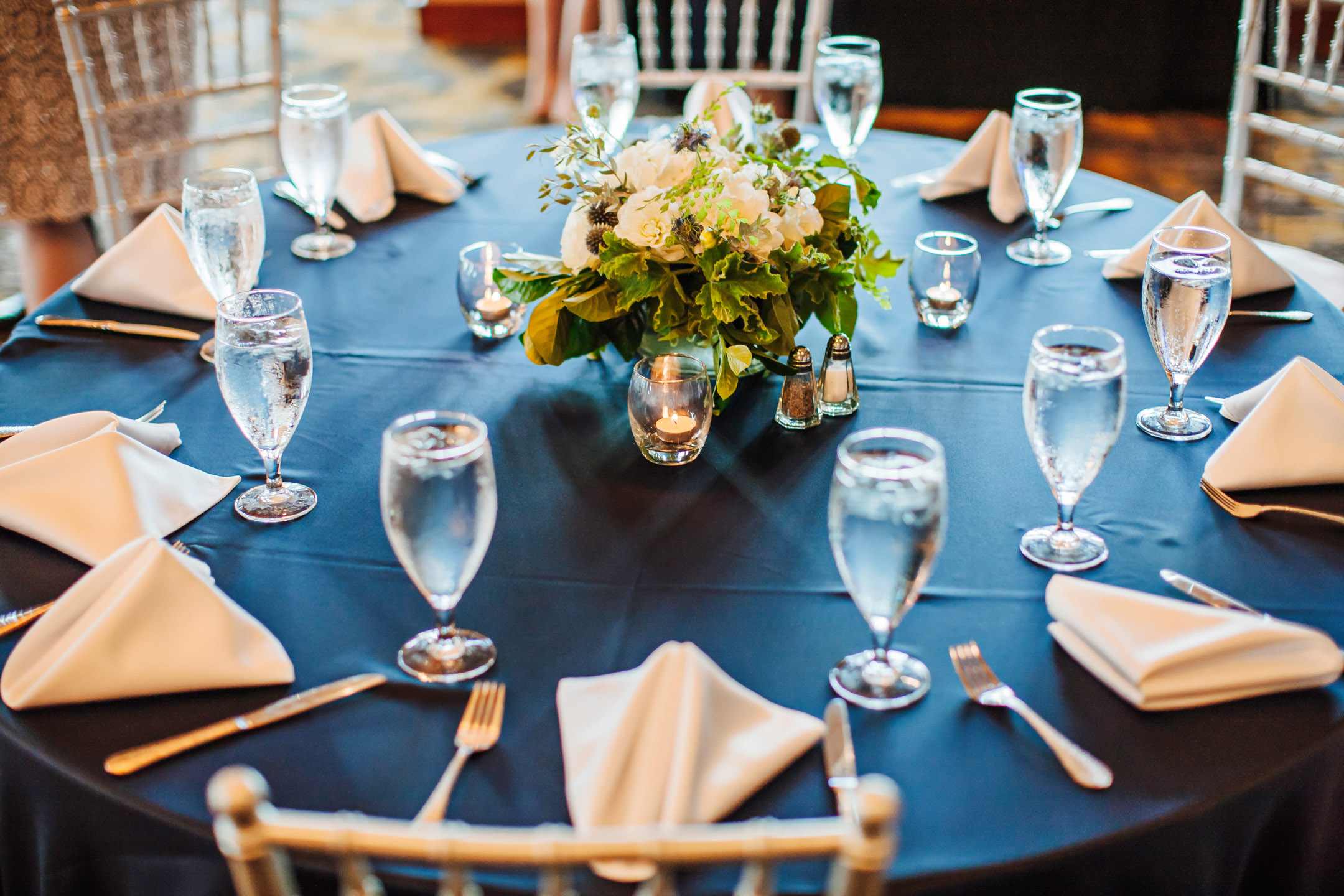 The Club at Snoqualmie Ridge wedding by James Thomas Long Photography