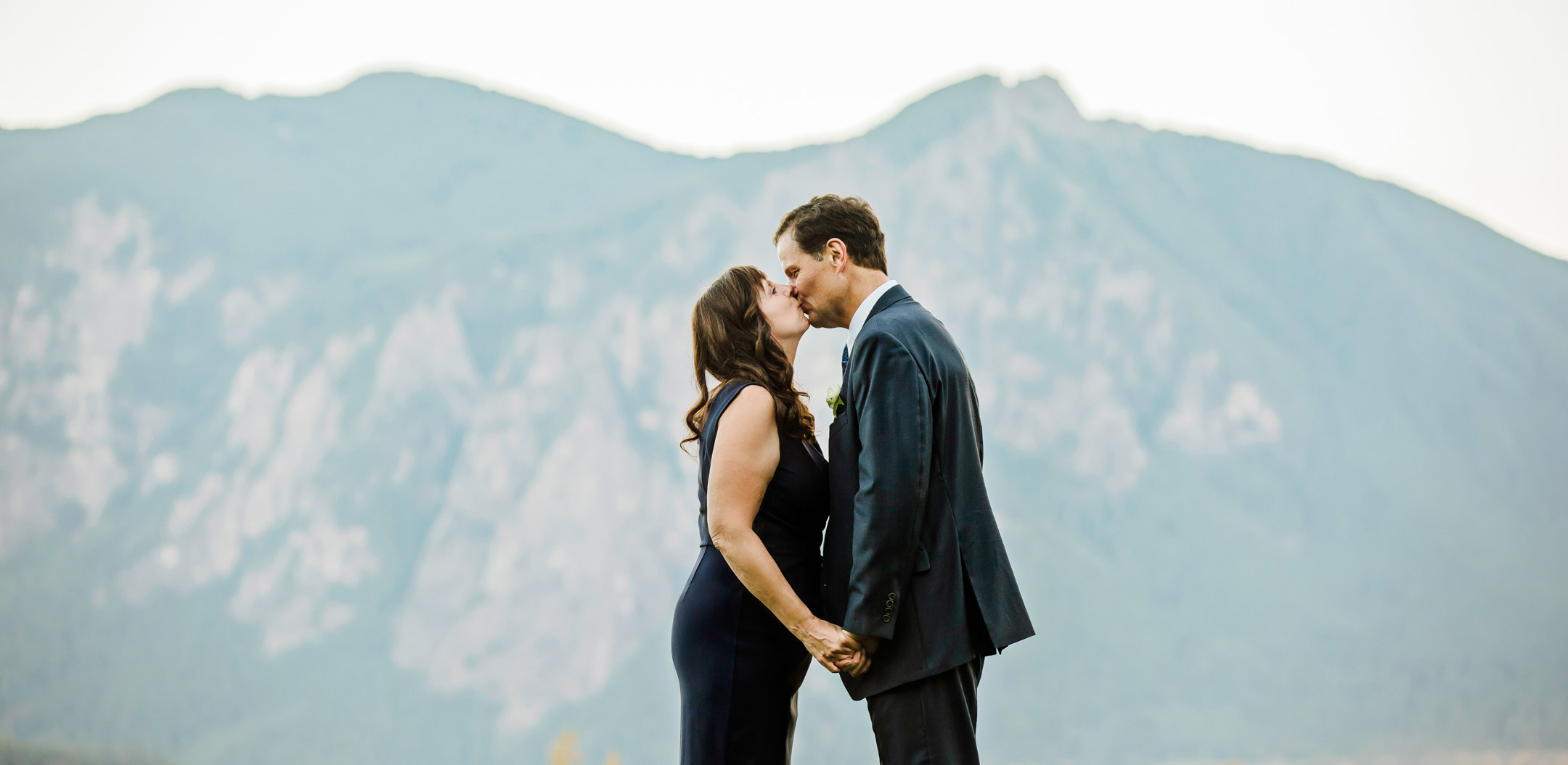 The Club at Snoqualmie Ridge wedding by James Thomas Long Photography