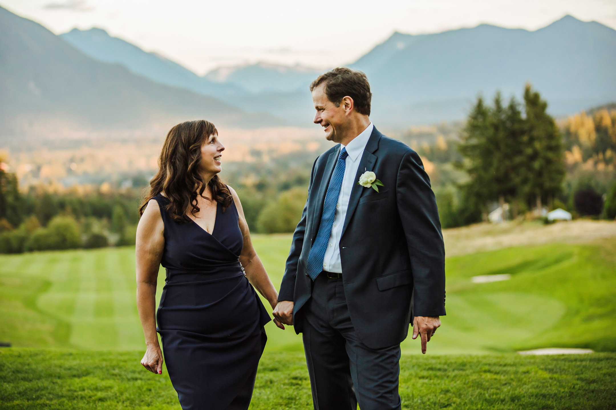 The Club at Snoqualmie Ridge wedding by James Thomas Long Photography