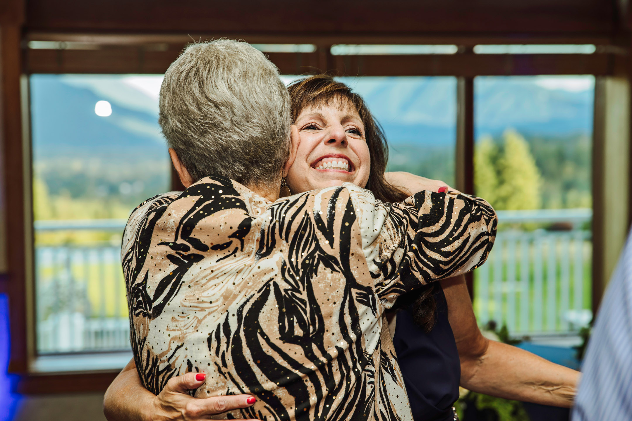 The Club at Snoqualmie Ridge wedding by James Thomas Long Photography