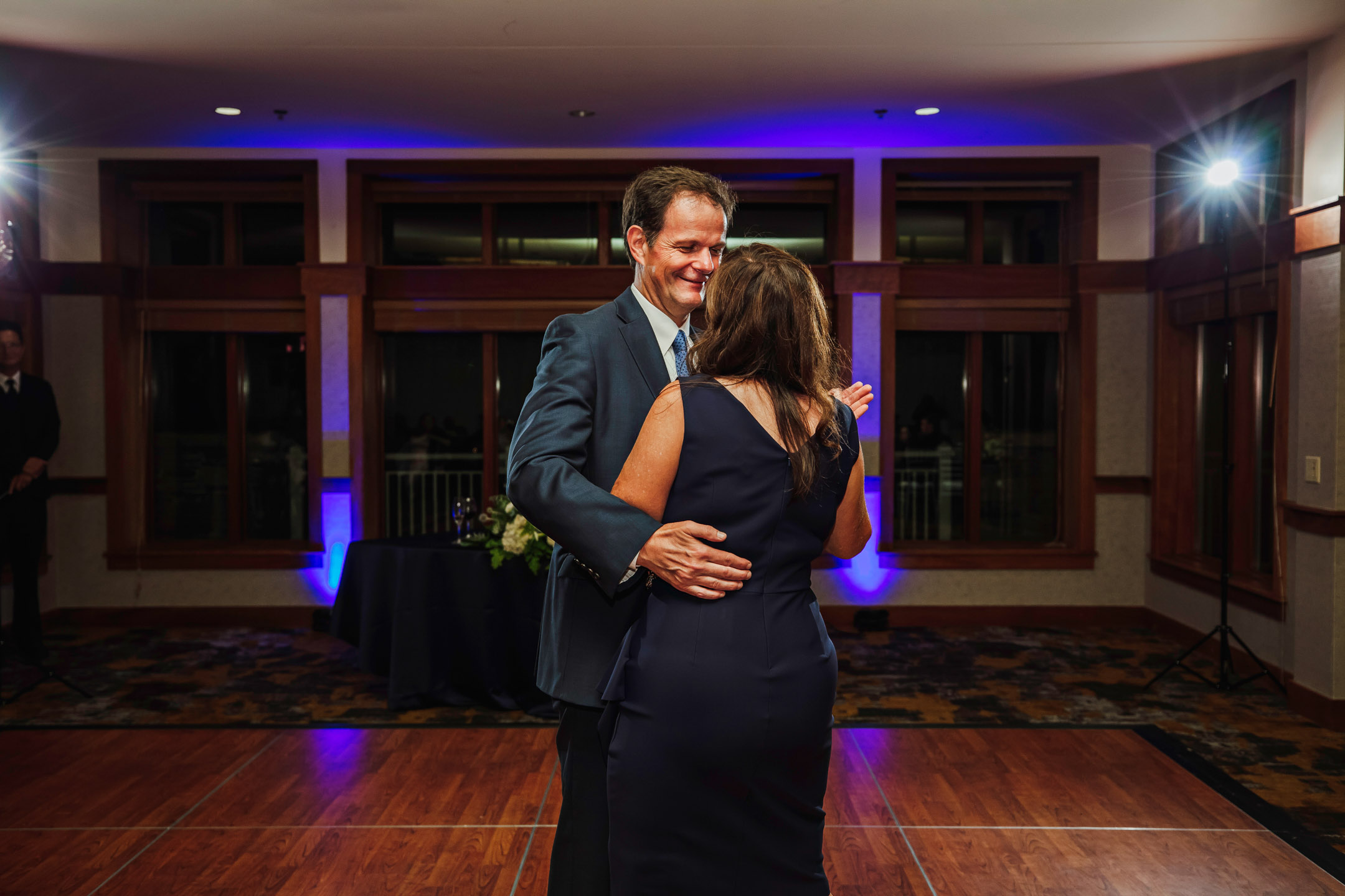 The Club at Snoqualmie Ridge wedding by James Thomas Long Photography