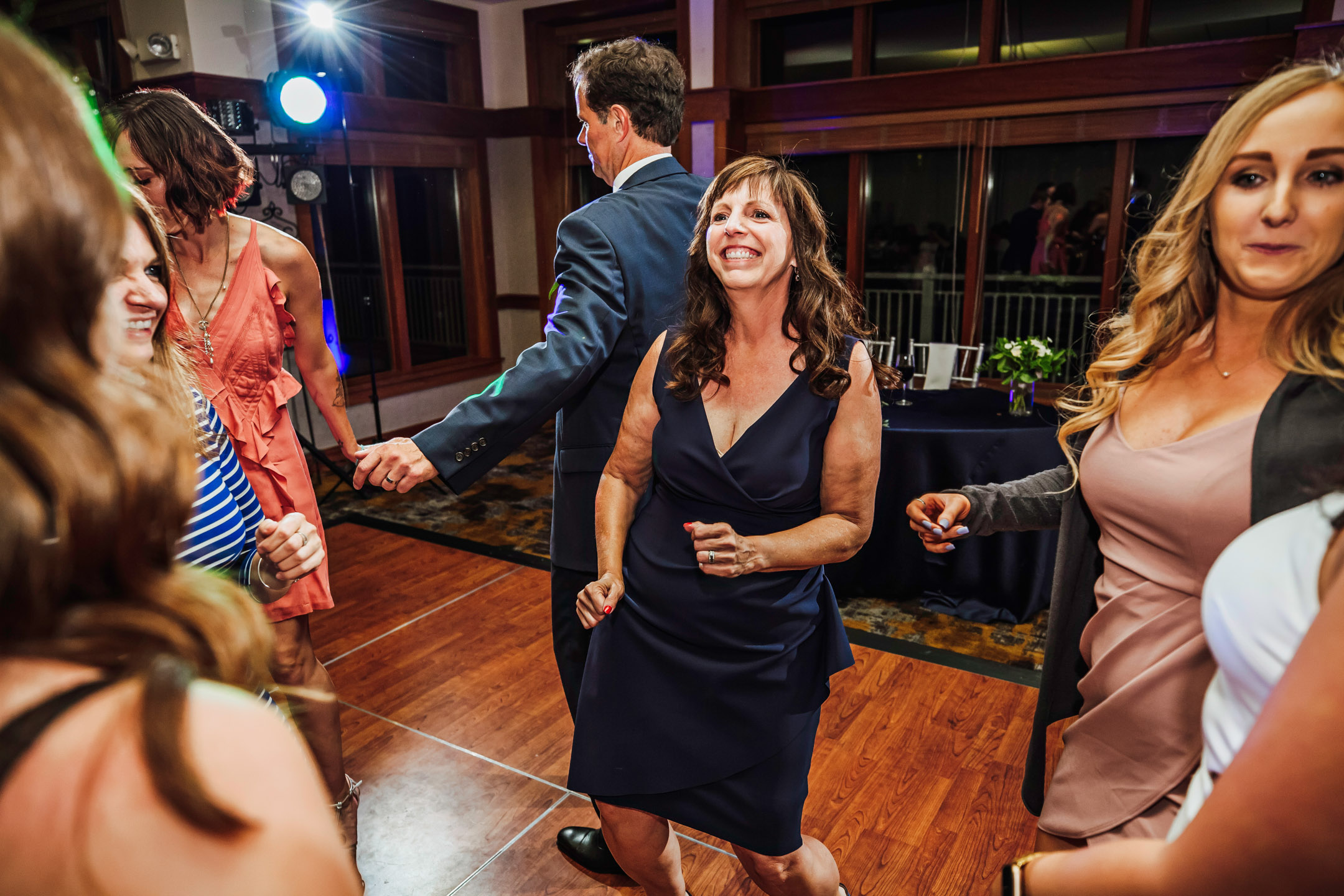 The Club at Snoqualmie Ridge wedding by James Thomas Long Photography