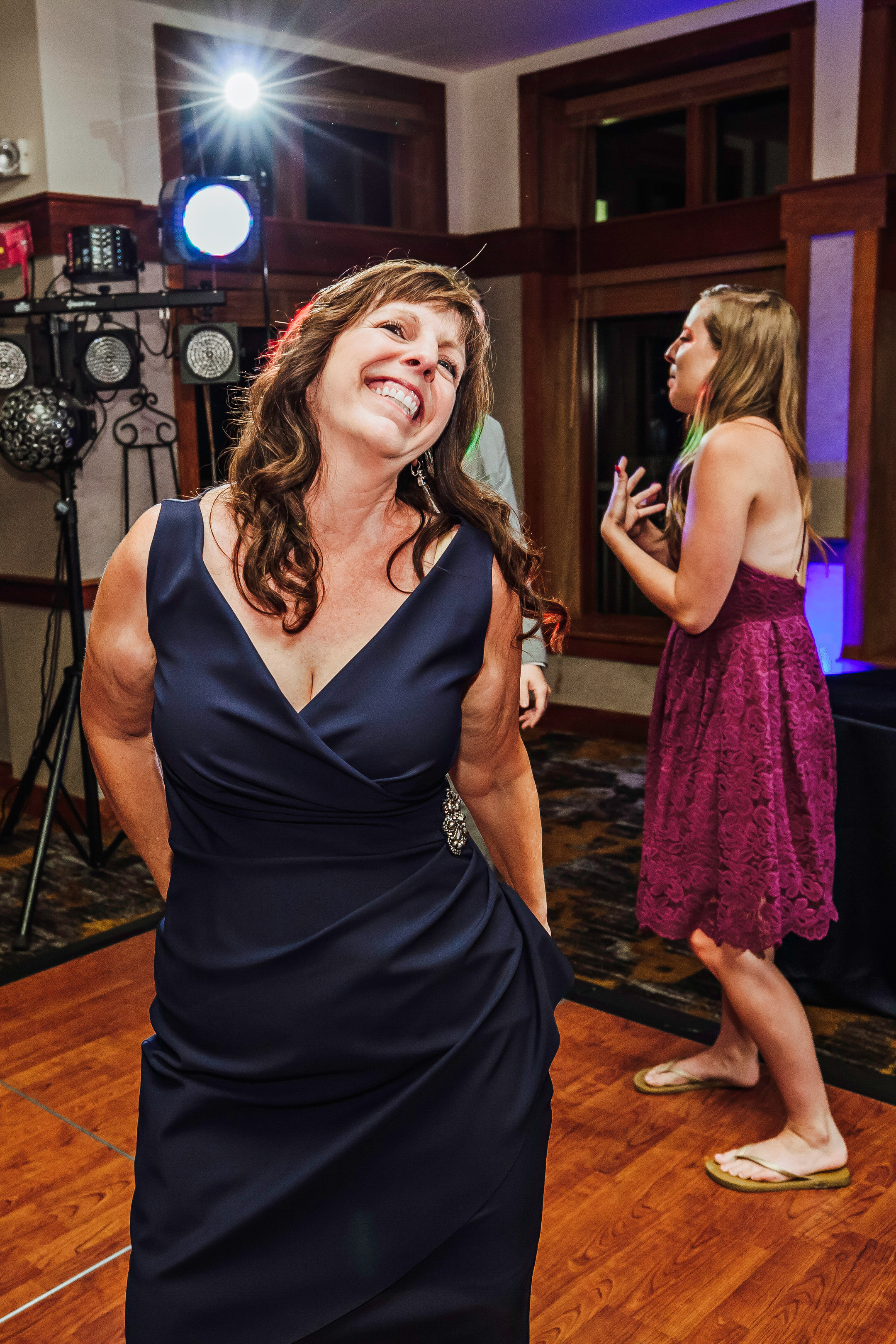 The Club at Snoqualmie Ridge wedding by James Thomas Long Photography