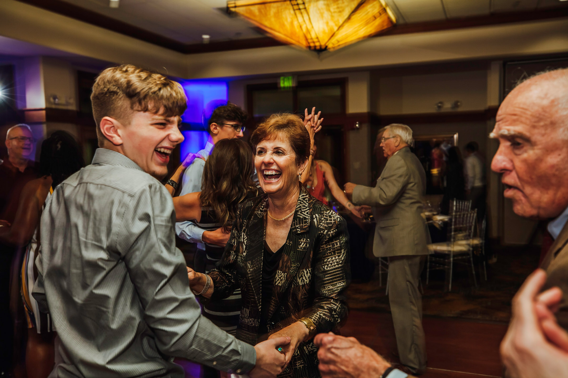 The Club at Snoqualmie Ridge wedding by James Thomas Long Photography