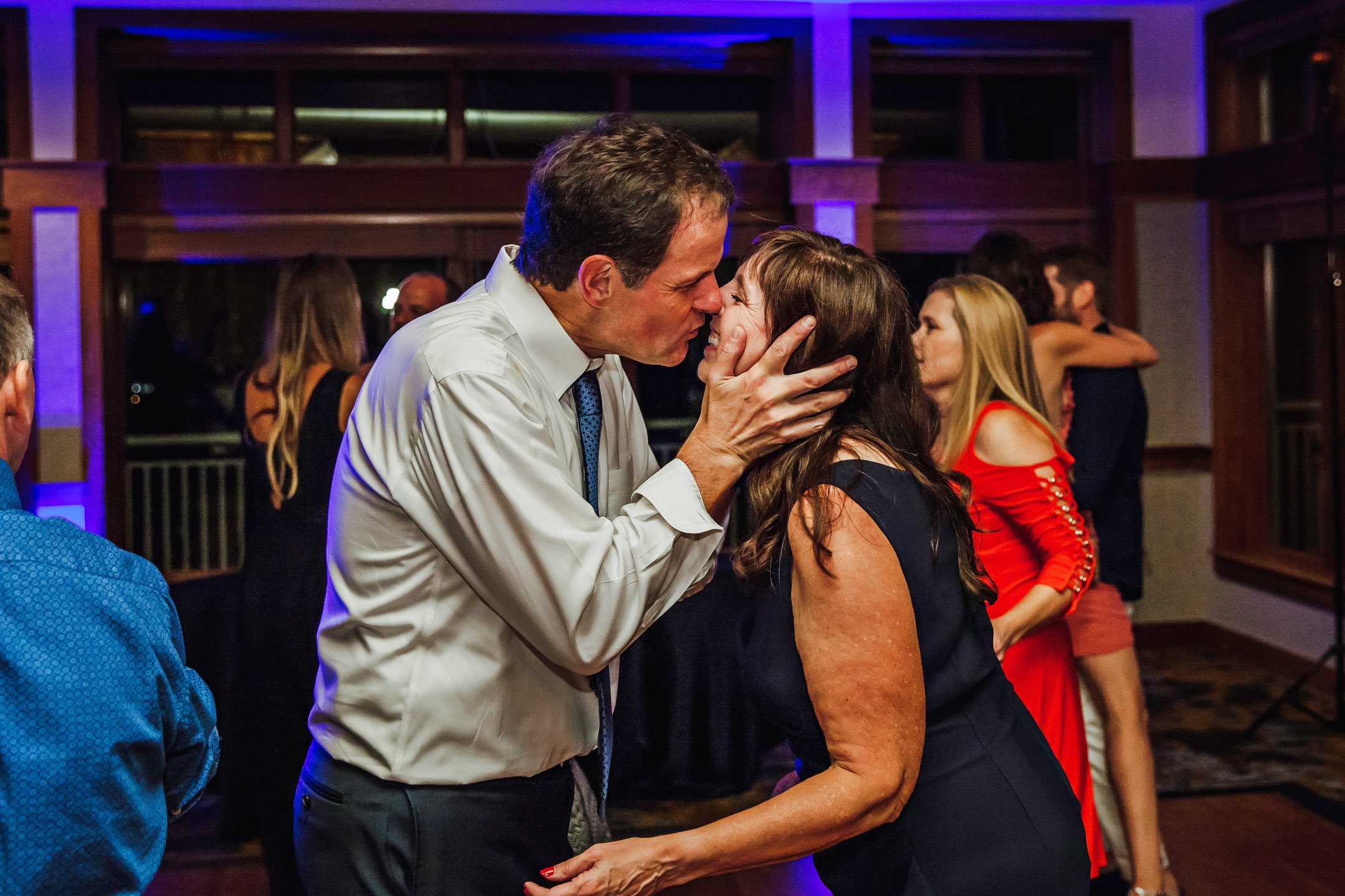 The Club at Snoqualmie Ridge wedding by James Thomas Long Photography