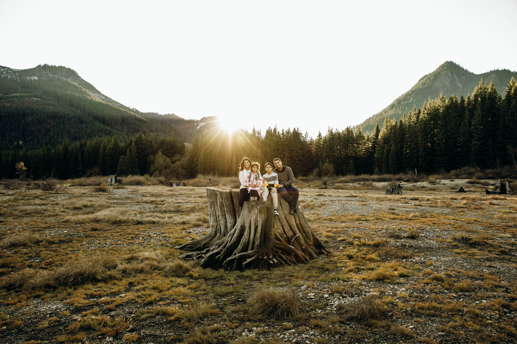 Snoqualmie Pass Family Photography Session at Lake Keechelus by James Thomas Long Photography