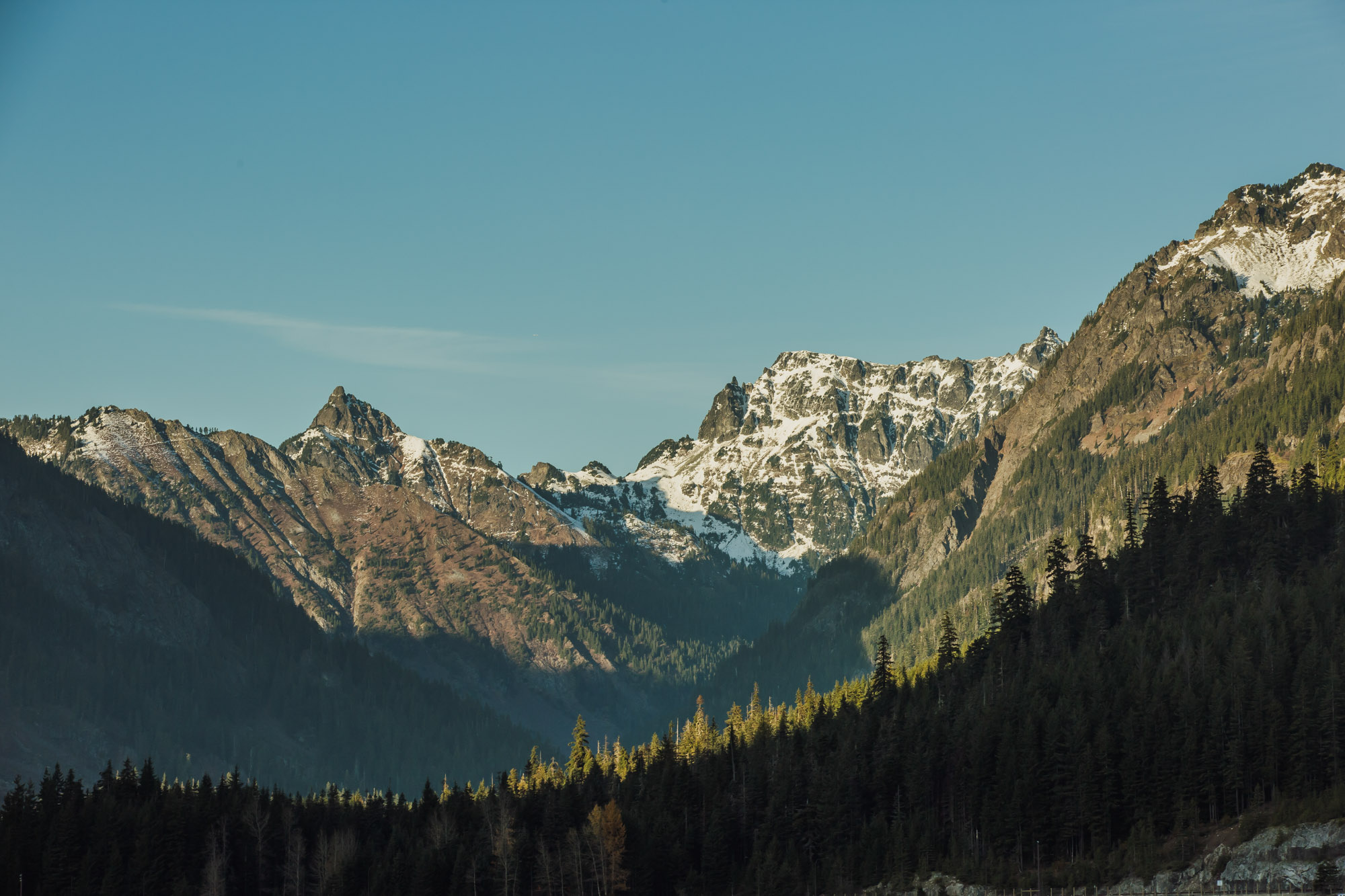 Snoqualmie Pass Family Photography Session at Lake Keechelus by James Thomas Long Photography