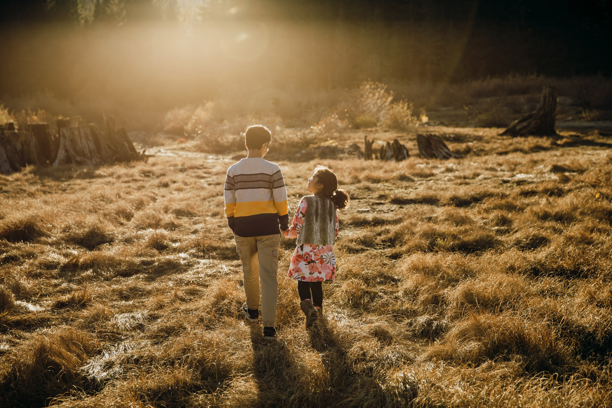 Snoqualmie Pass Family Photography Session at Lake Keechelus by James Thomas Long Photography