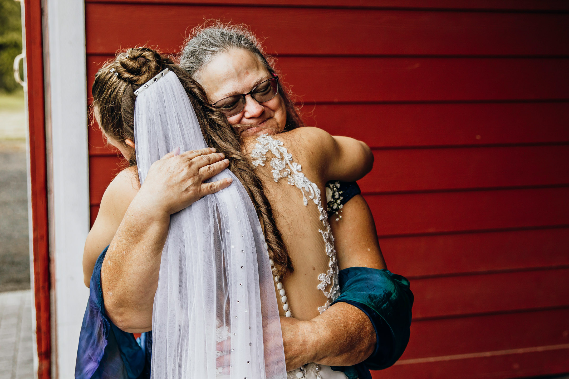 Red Barn Studios Chehalis WA wedding by James Thomas Long Photography