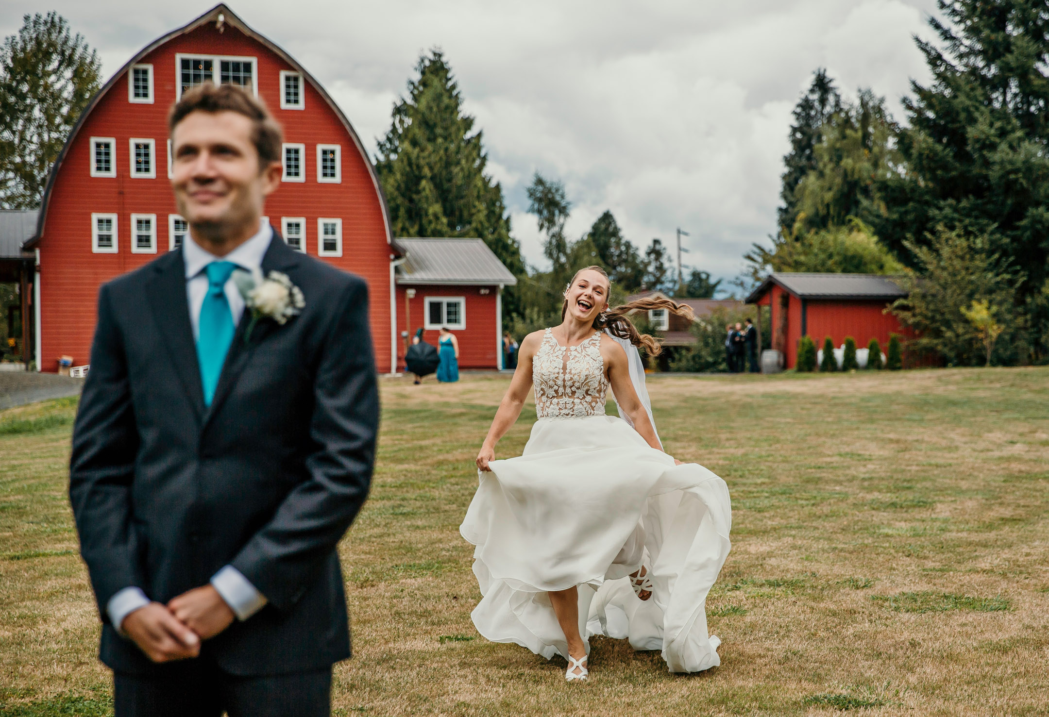 Red Barn Studios Chehalis WA wedding by James Thomas Long Photography