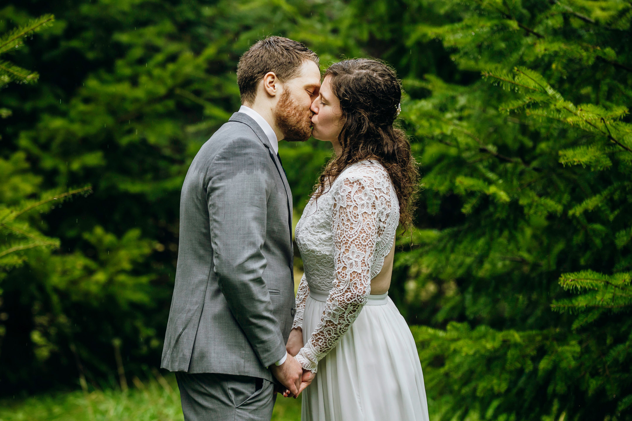 Snoqualmie elopement by Snoqualmie and Seattle wedding photographer James Thomas Long Photography