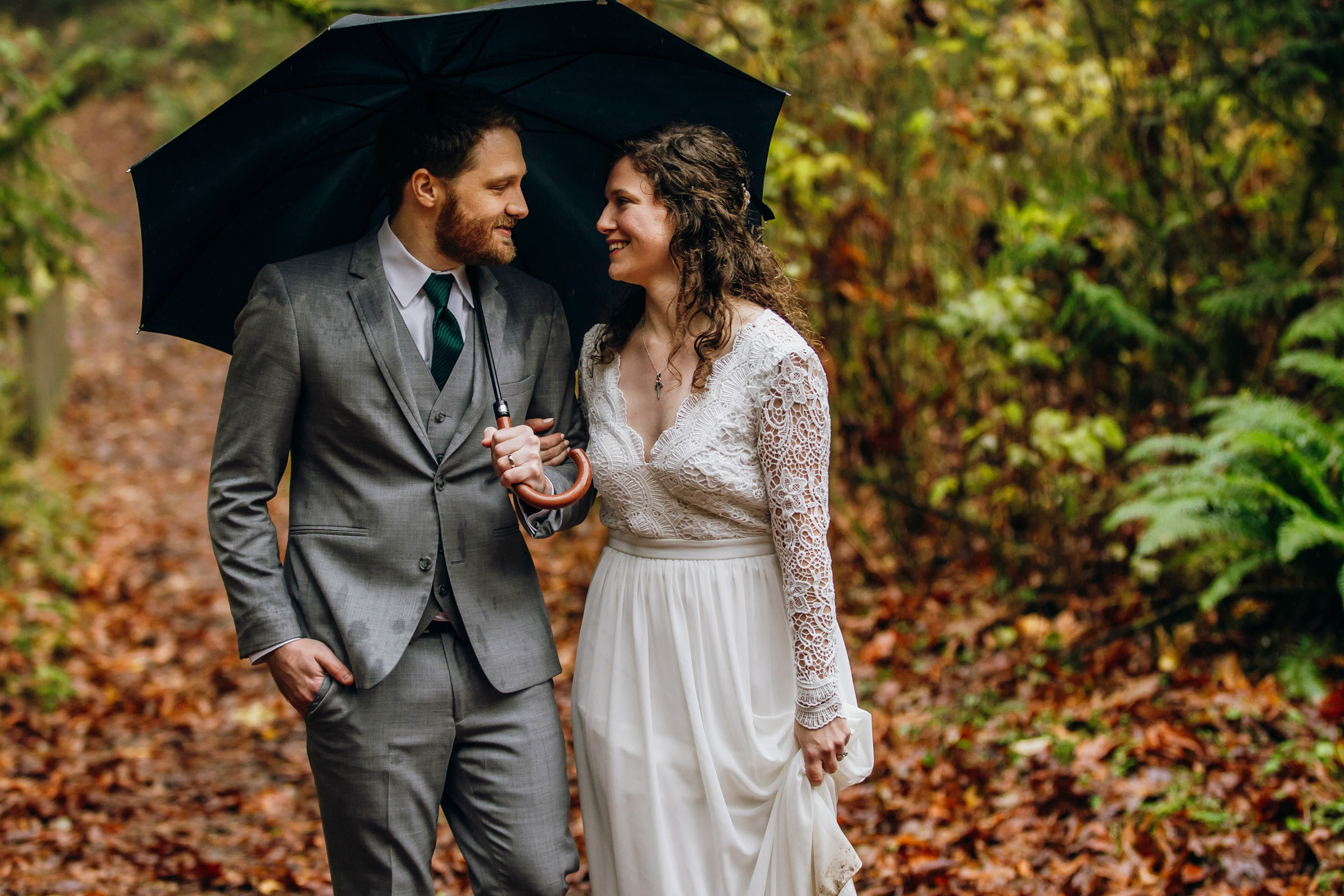 Snoqualmie elopement by Snoqualmie and Seattle wedding photographer James Thomas Long Photography