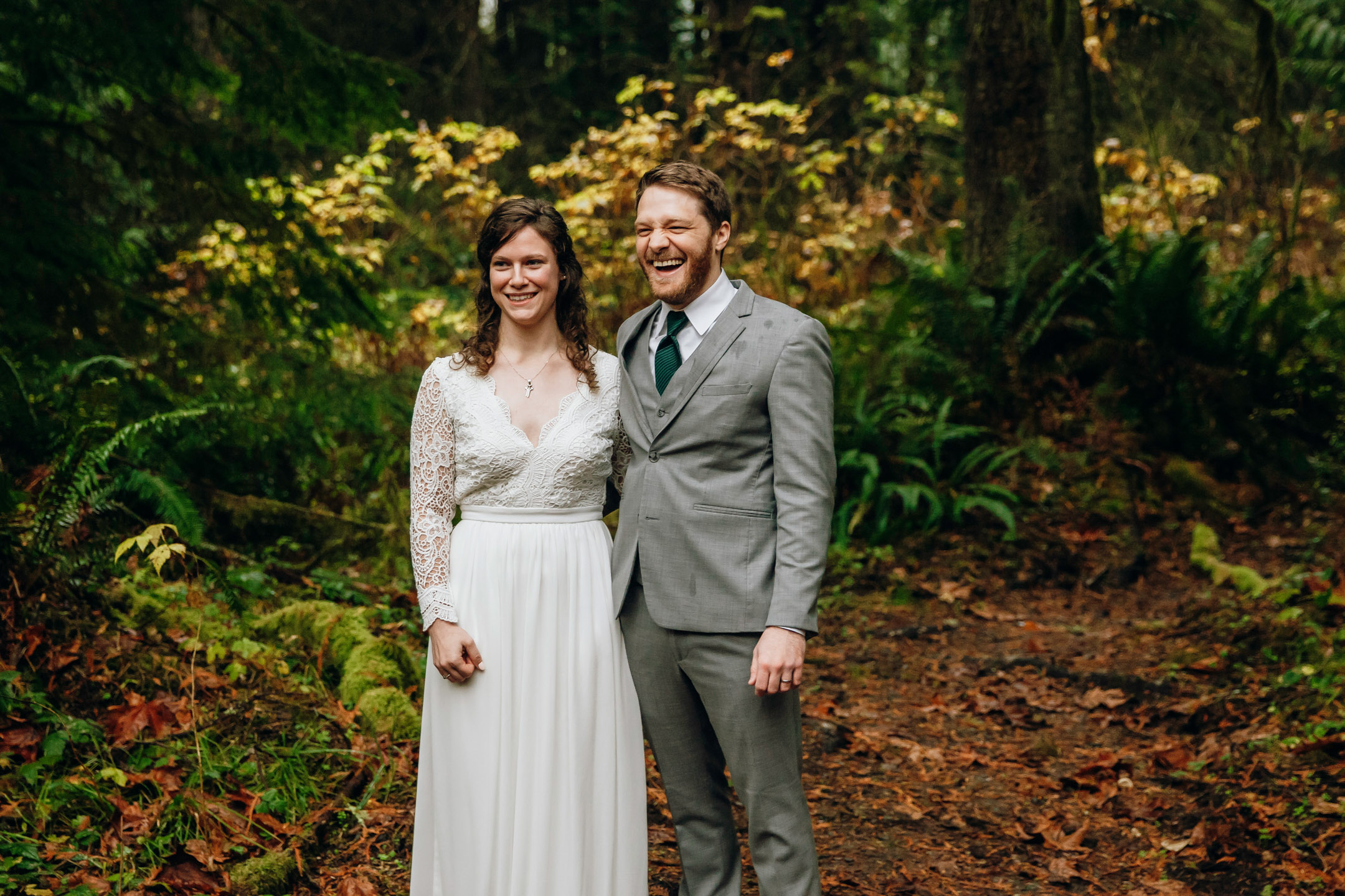 Snoqualmie elopement by Snoqualmie and Seattle wedding photographer James Thomas Long Photography