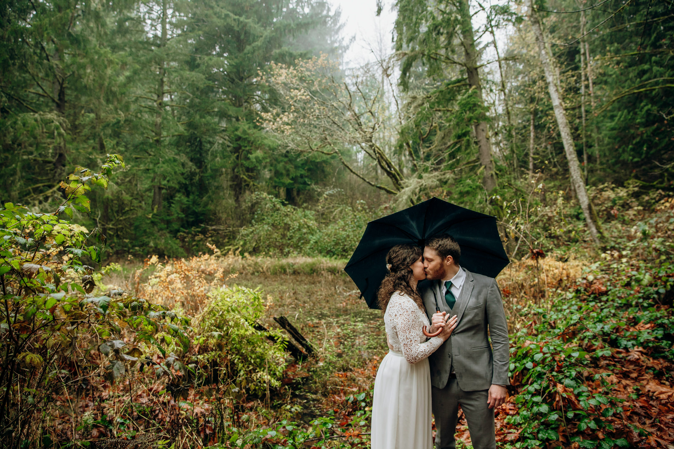 Snoqualmie elopement by Snoqualmie and Seattle wedding photographer James Thomas Long Photography