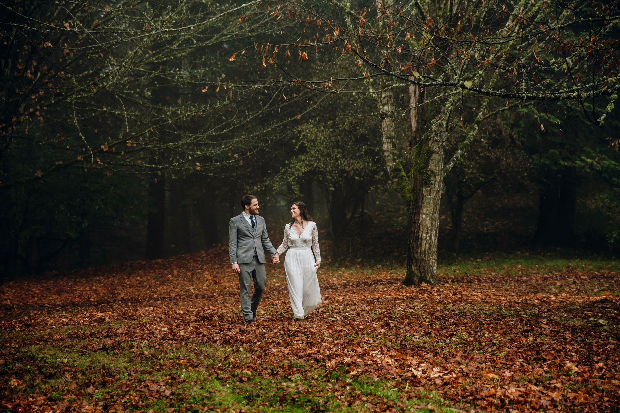 Snoqualmie elopement by Snoqualmie and Seattle wedding photographer James Thomas Long Photography