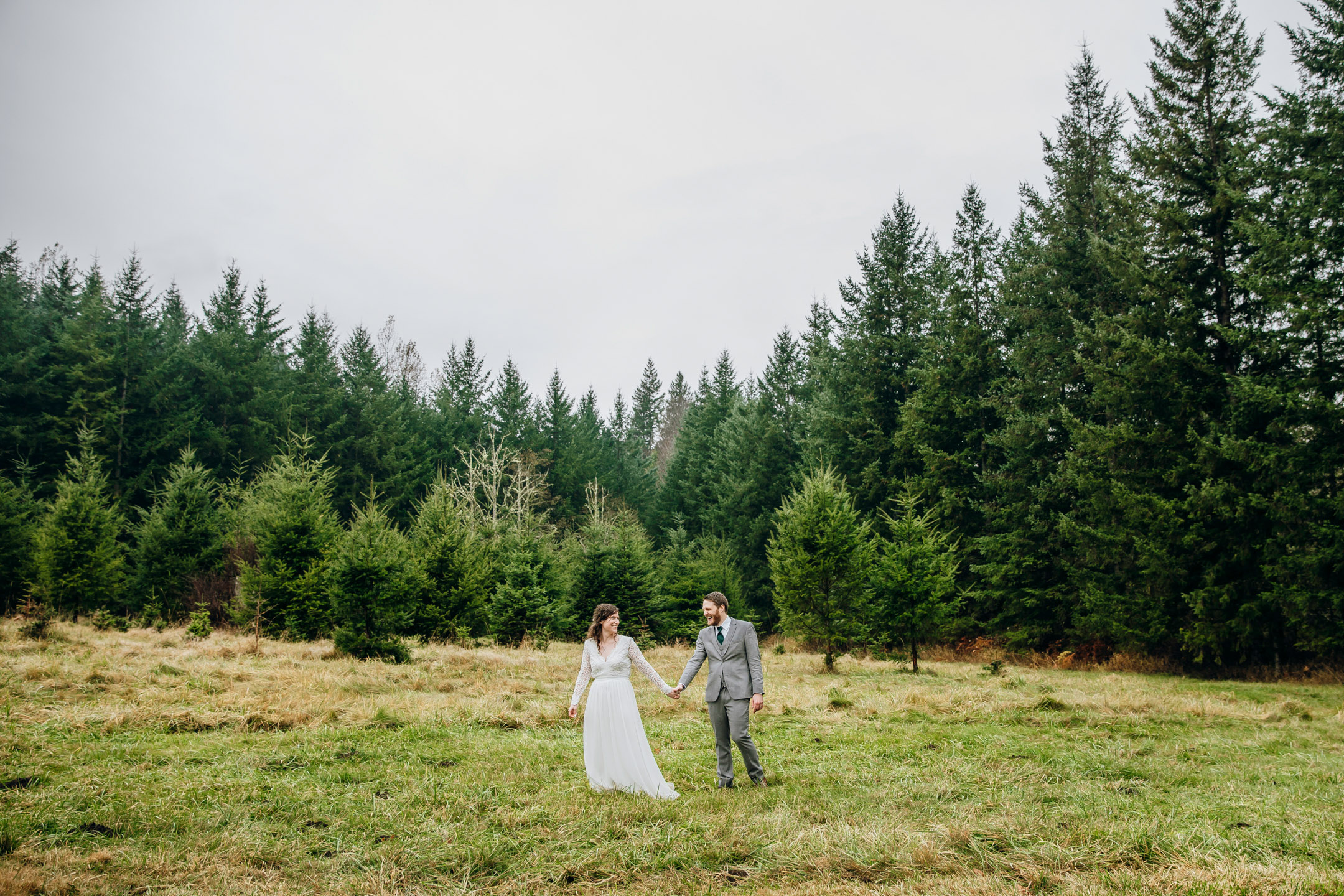 Snoqualmie elopement by Snoqualmie and Seattle wedding photographer James Thomas Long Photography