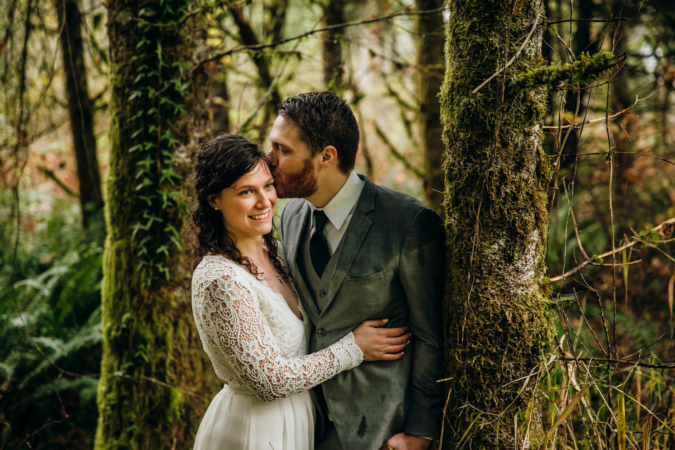 Snoqualmie elopement by Snoqualmie and Seattle wedding photographer James Thomas Long Photography