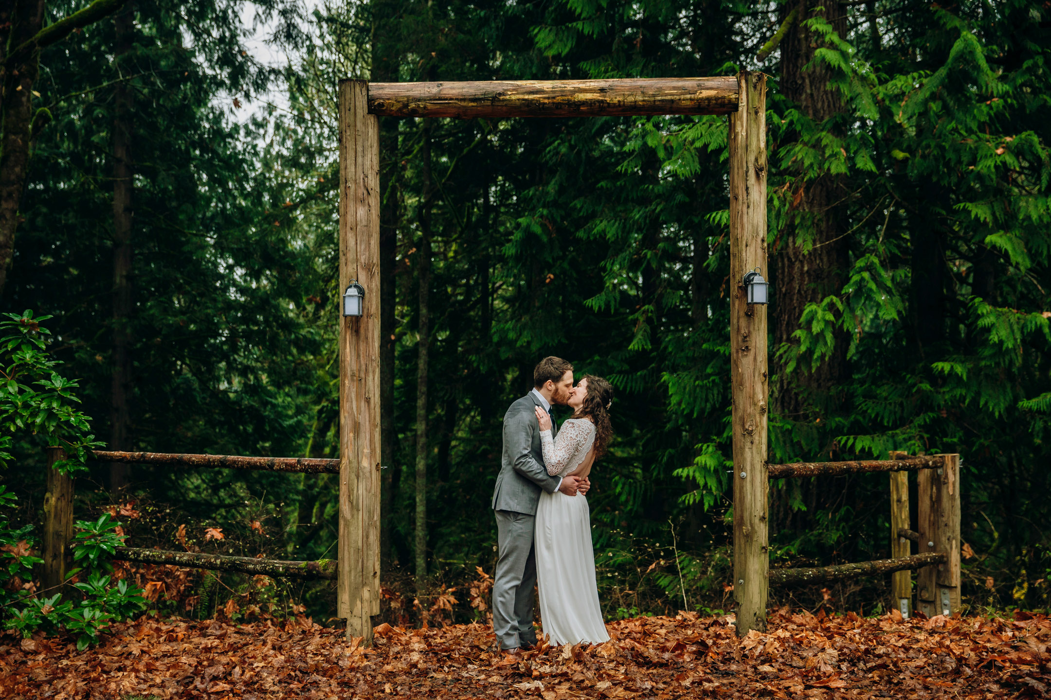 Snoqualmie elopement by Snoqualmie and Seattle wedding photographer James Thomas Long Photography