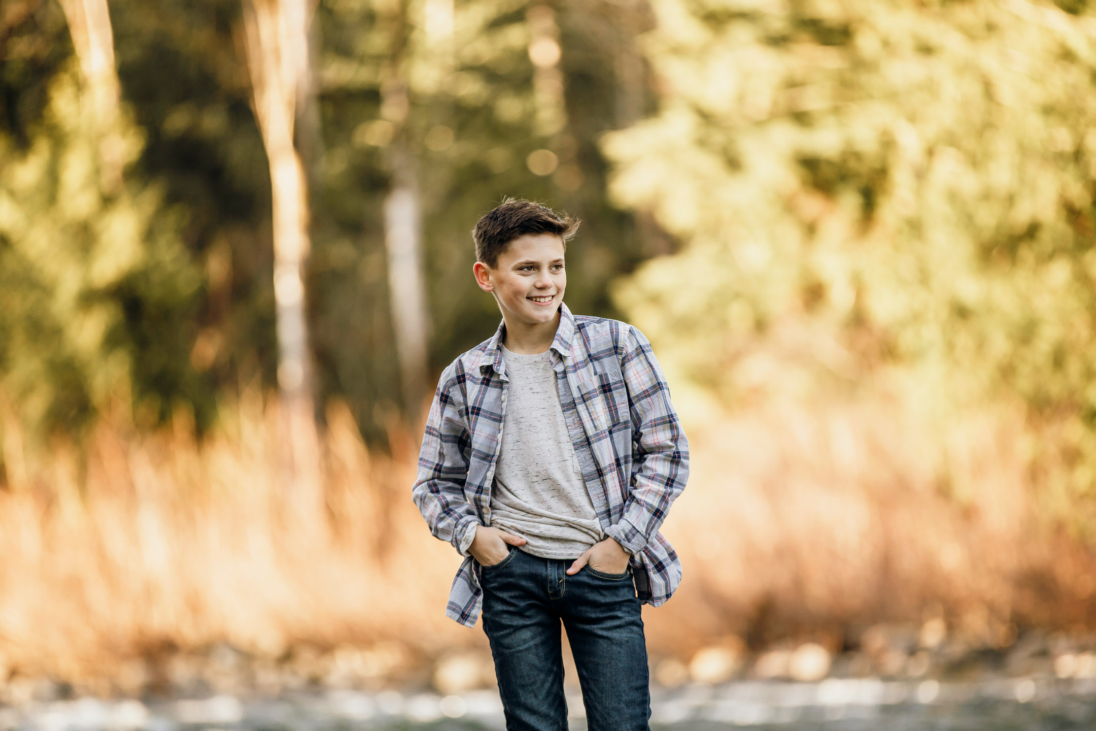 North Bend family of five session by Snoqualmie family photographer James Thomas Long Photography