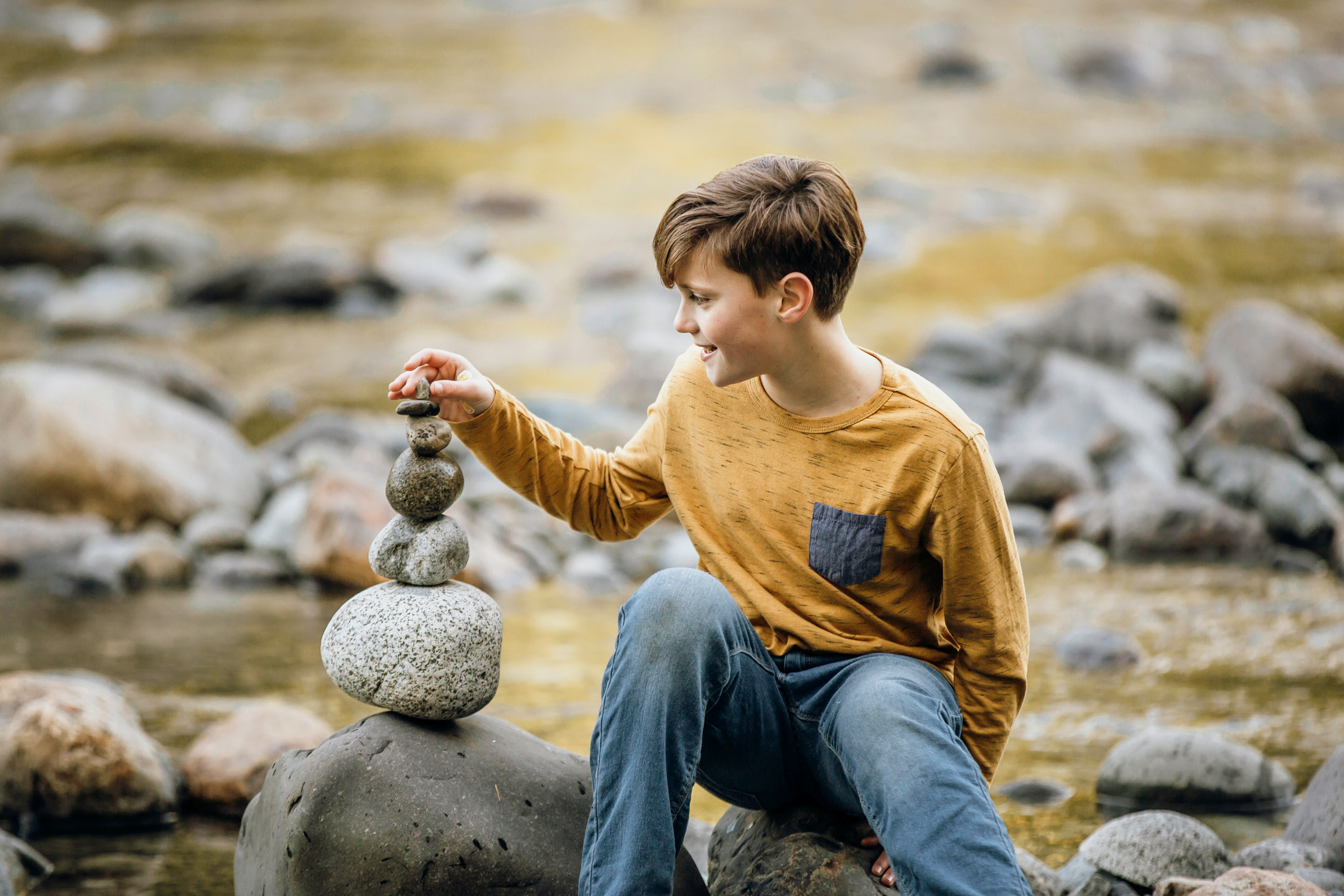 North Bend family of five session by Snoqualmie family photographer James Thomas Long Photography