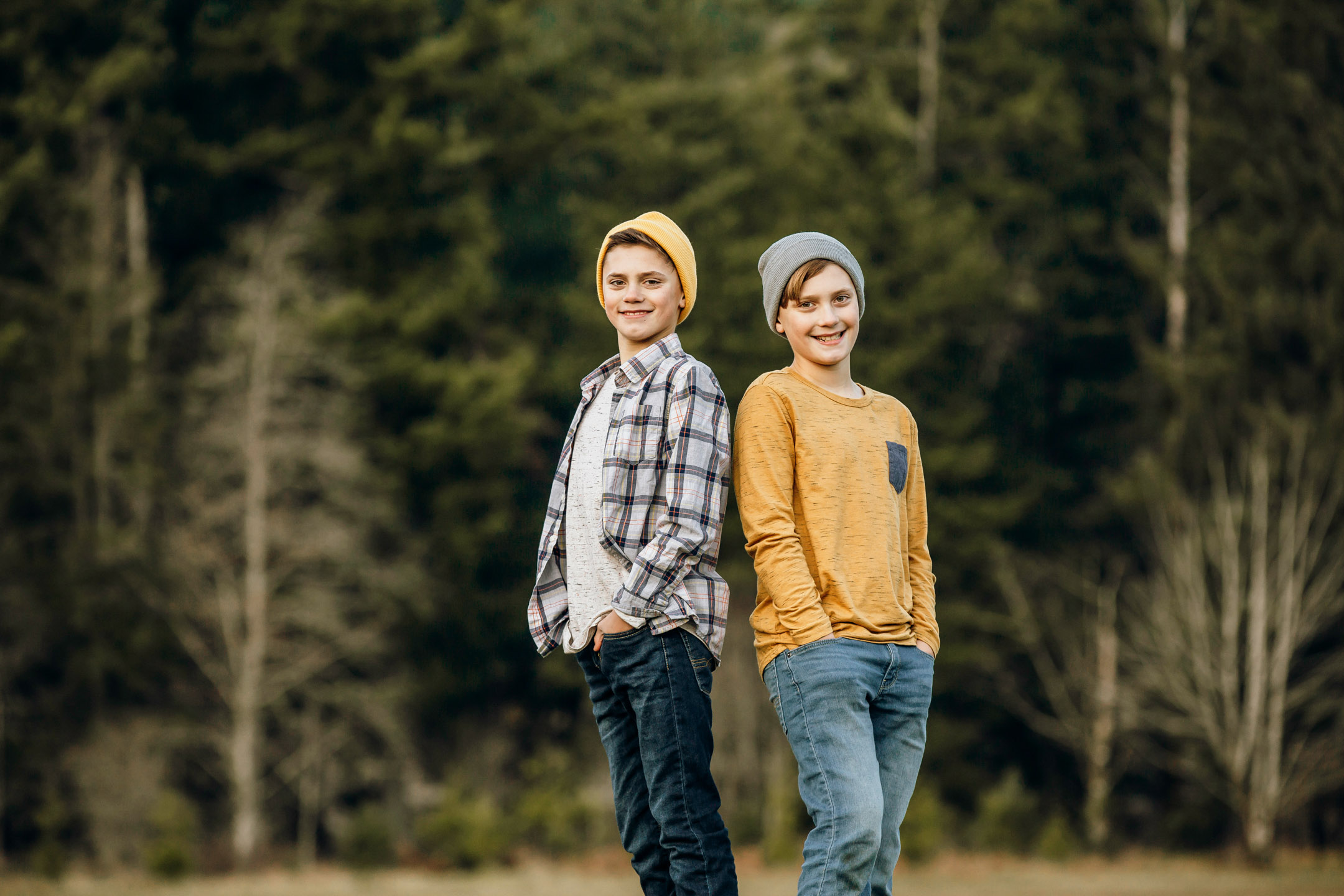 North Bend family of five session by Snoqualmie family photographer James Thomas Long Photography