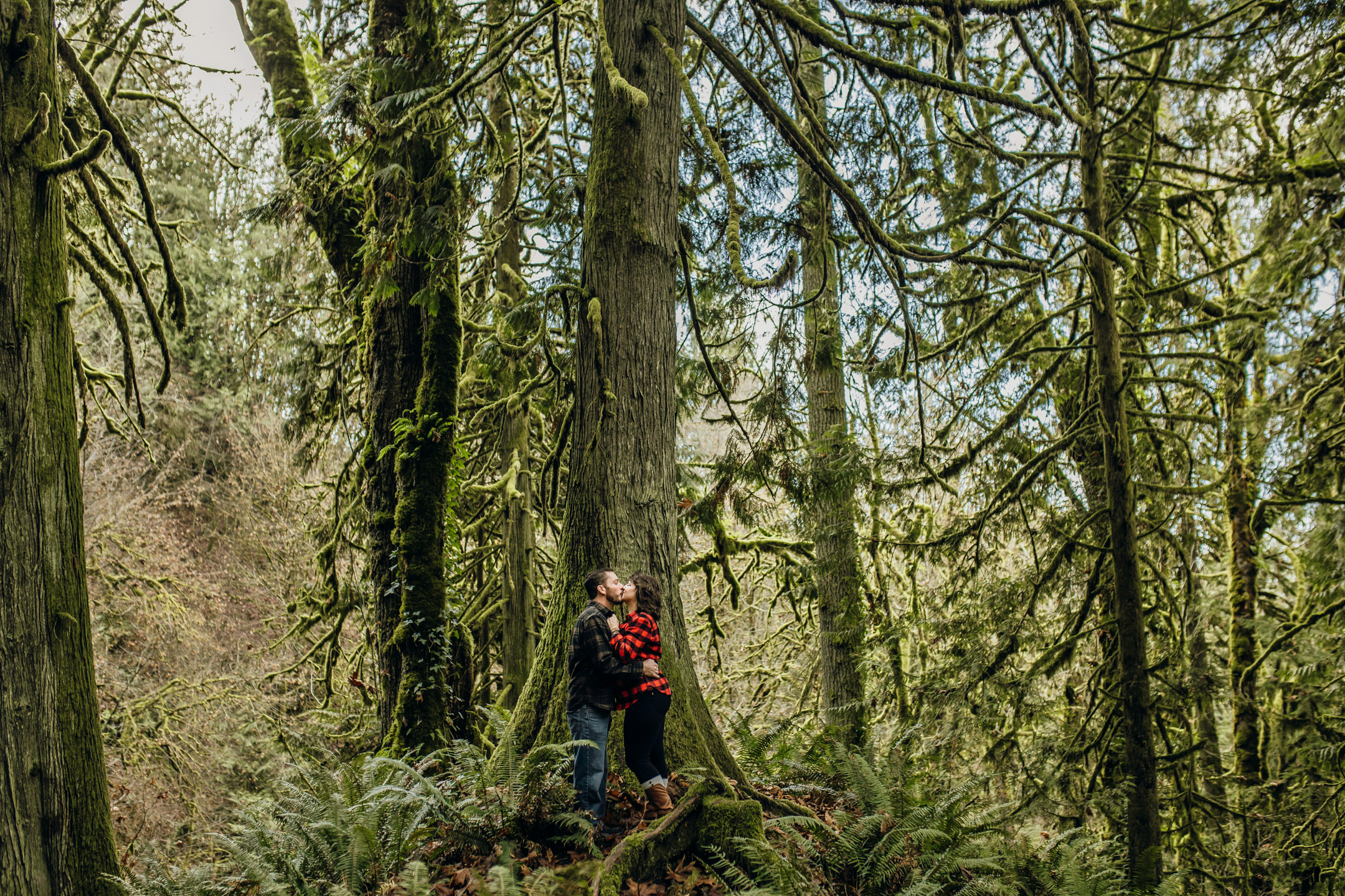 Flaming Geyser State Park engagement session by Seattle adventure wedding photographer James Thomas Long Photography