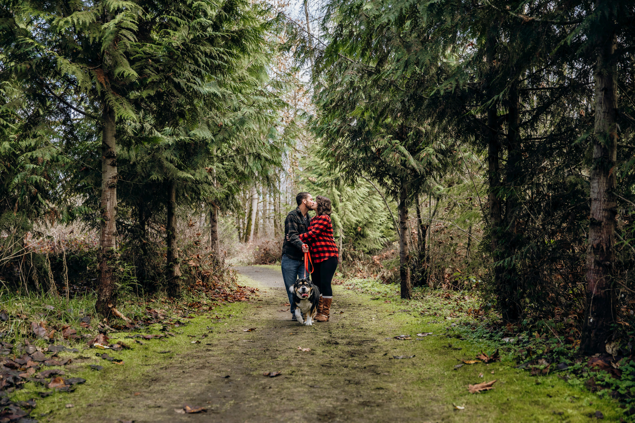 Flaming Geyser State Park engagement session by Seattle adventure wedding photographer James Thomas Long Photography