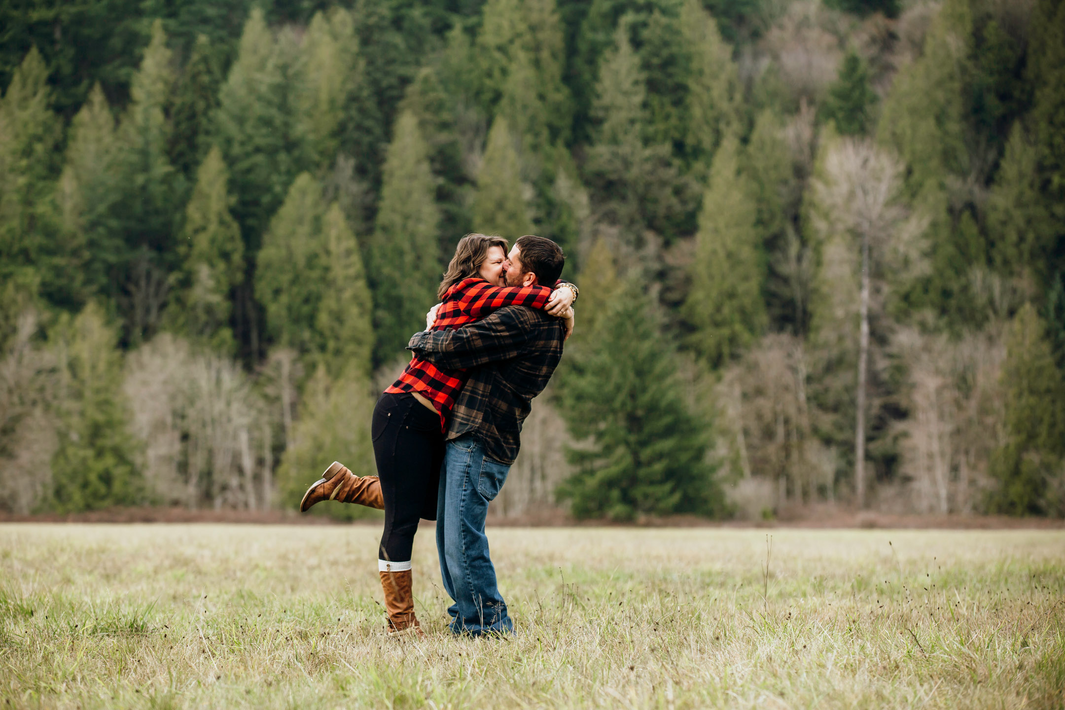 Flaming Geyser State Park engagement session by Seattle adventure wedding photographer James Thomas Long Photography