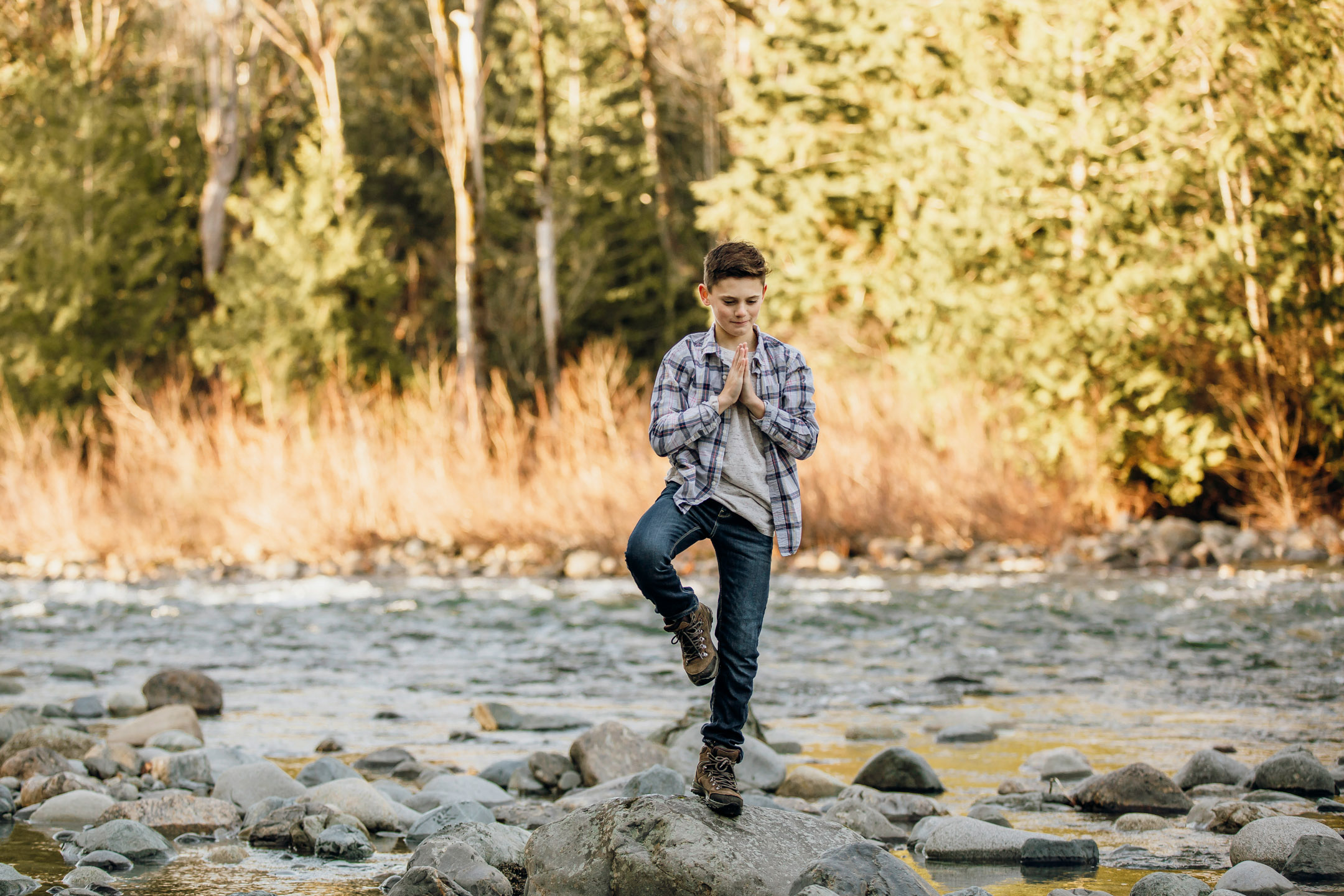 North Bend family of five session by Snoqualmie family photographer James Thomas Long Photography