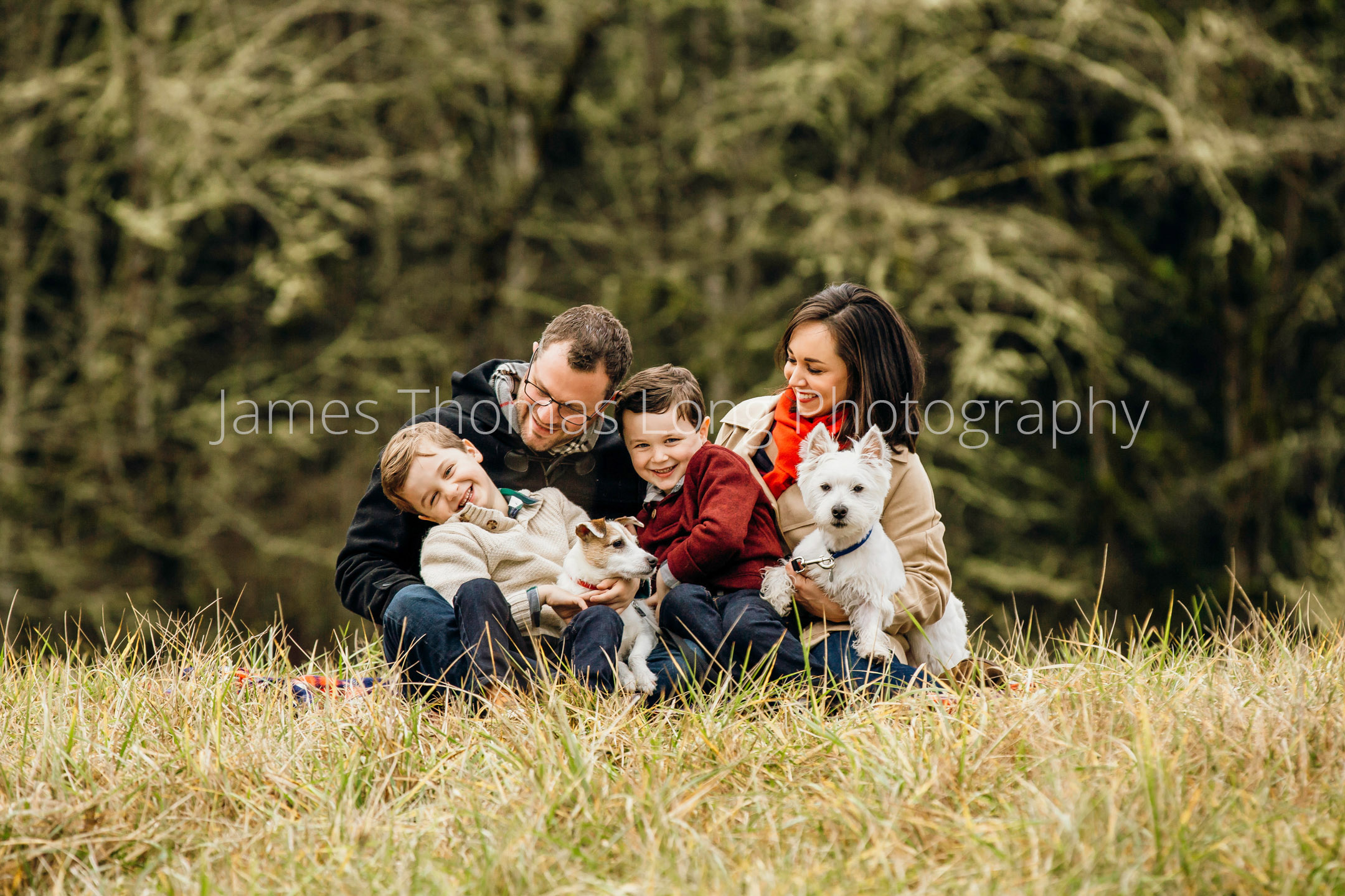 Flaming Geyser State Park Auburn family of four photography session by Snoqualmie family photographer James Thomas Log Photography