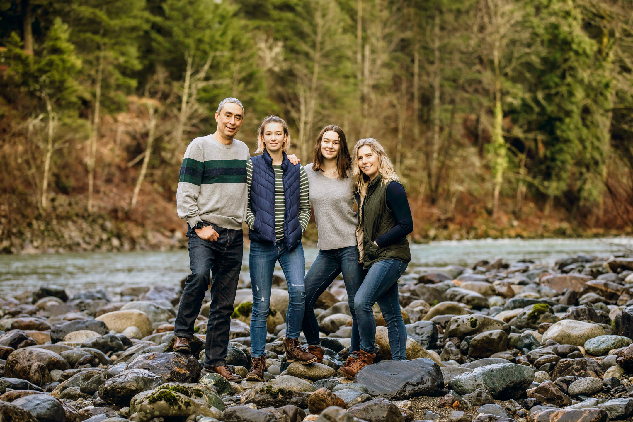 North Bend WA family photography session by James Thomas Long Photography