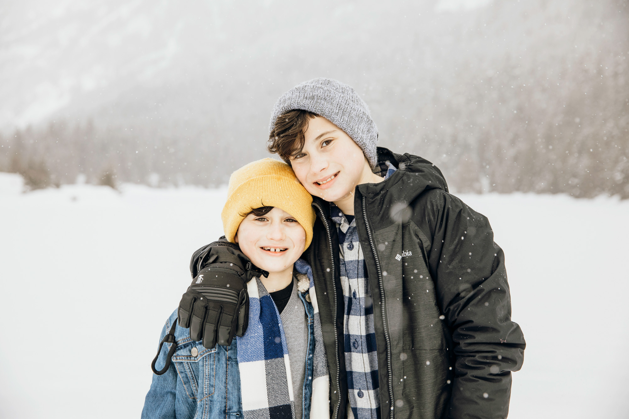 Snoqualmie Pass family of four session in the snow by Seattle family photographer James Thomas Long Photography