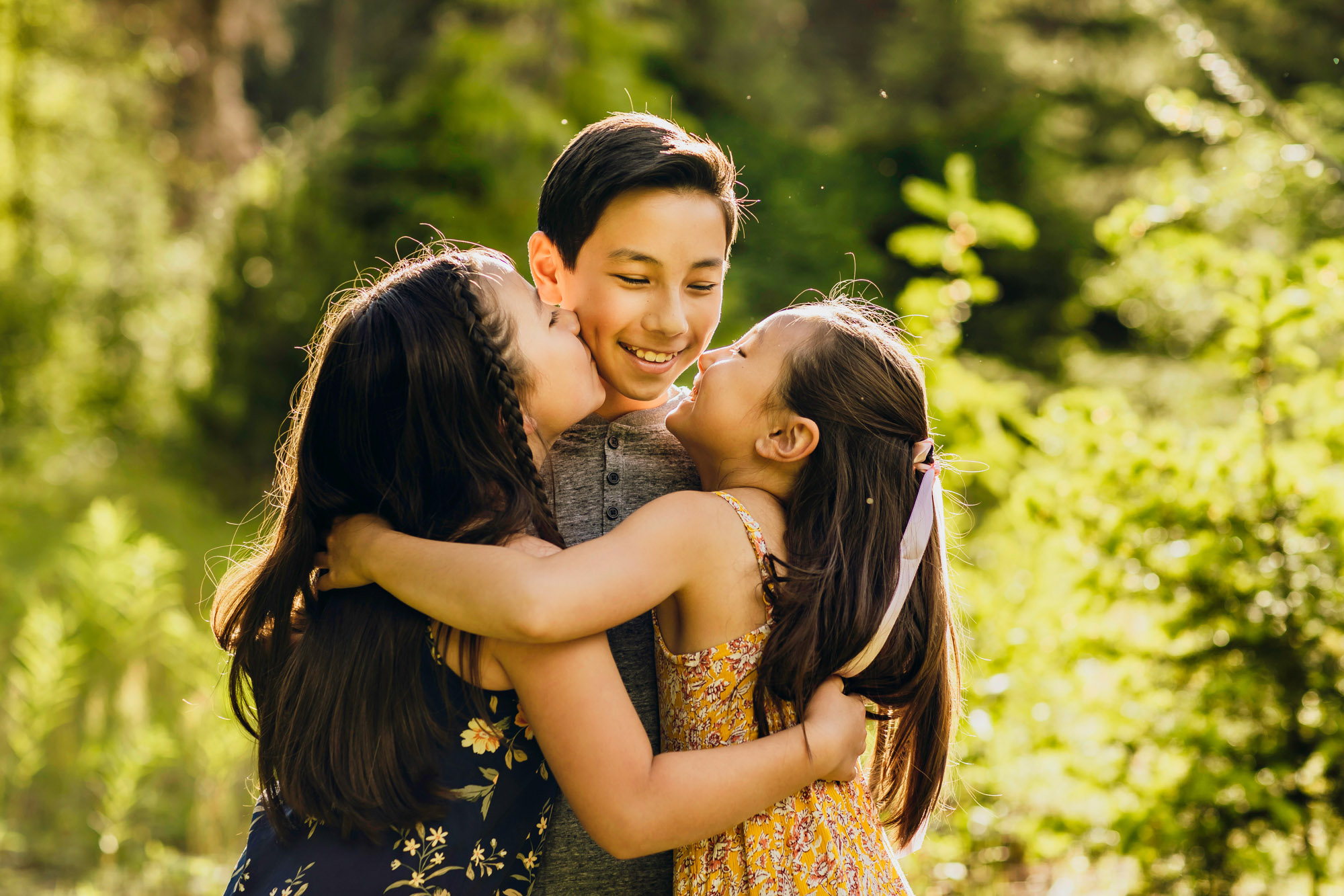 Snoqualmie Pass family of five session by Seattle family photographer James Thomas Long Photography