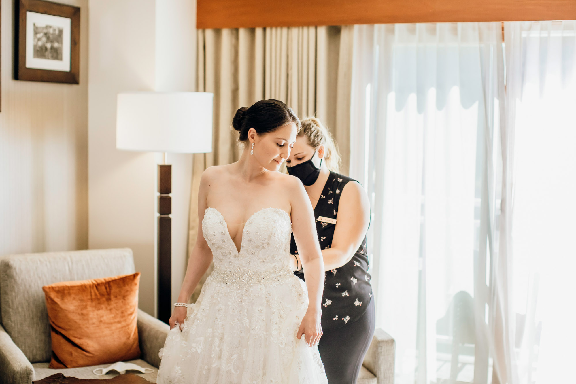 Snoqualmie Falls elopement by Seattle Wedding Photographer James Thomas Long Photography