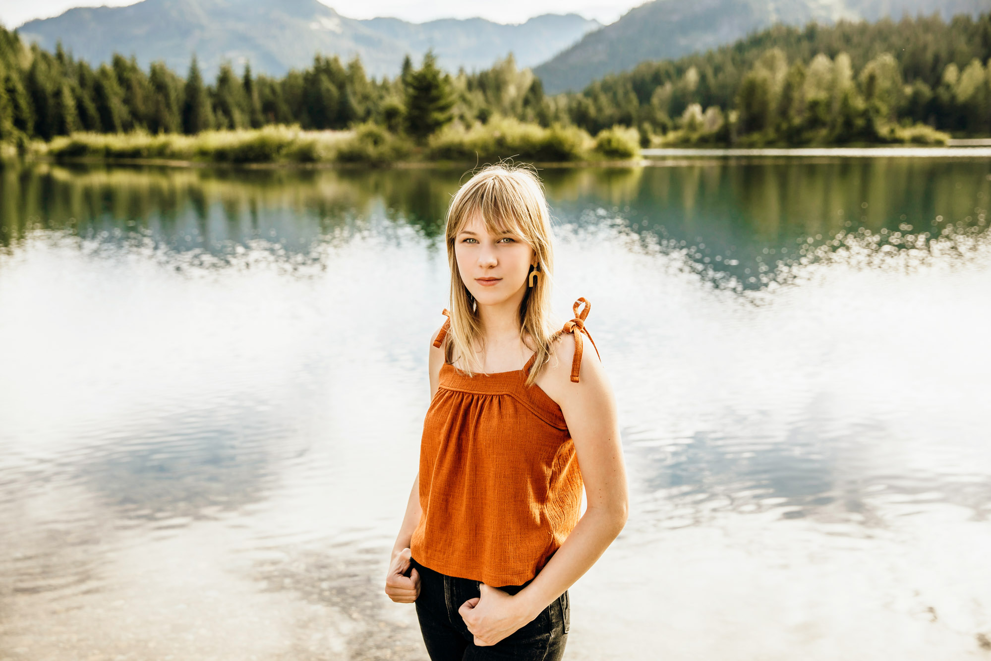 Snoqualmie Mount Si senior portrait session by James Thomas Long Photography