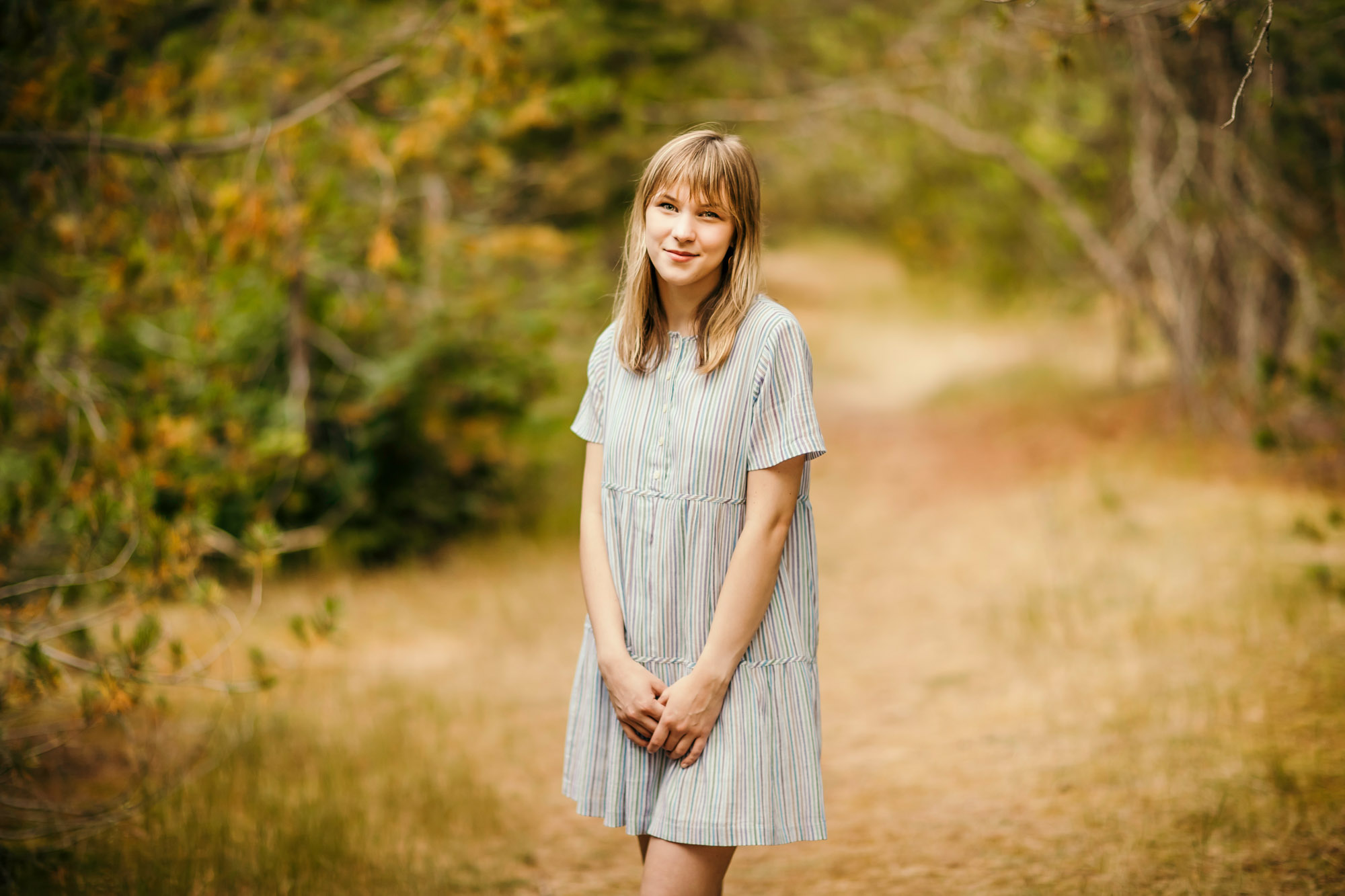 Snoqualmie Mount Si senior portrait session by James Thomas Long Photography