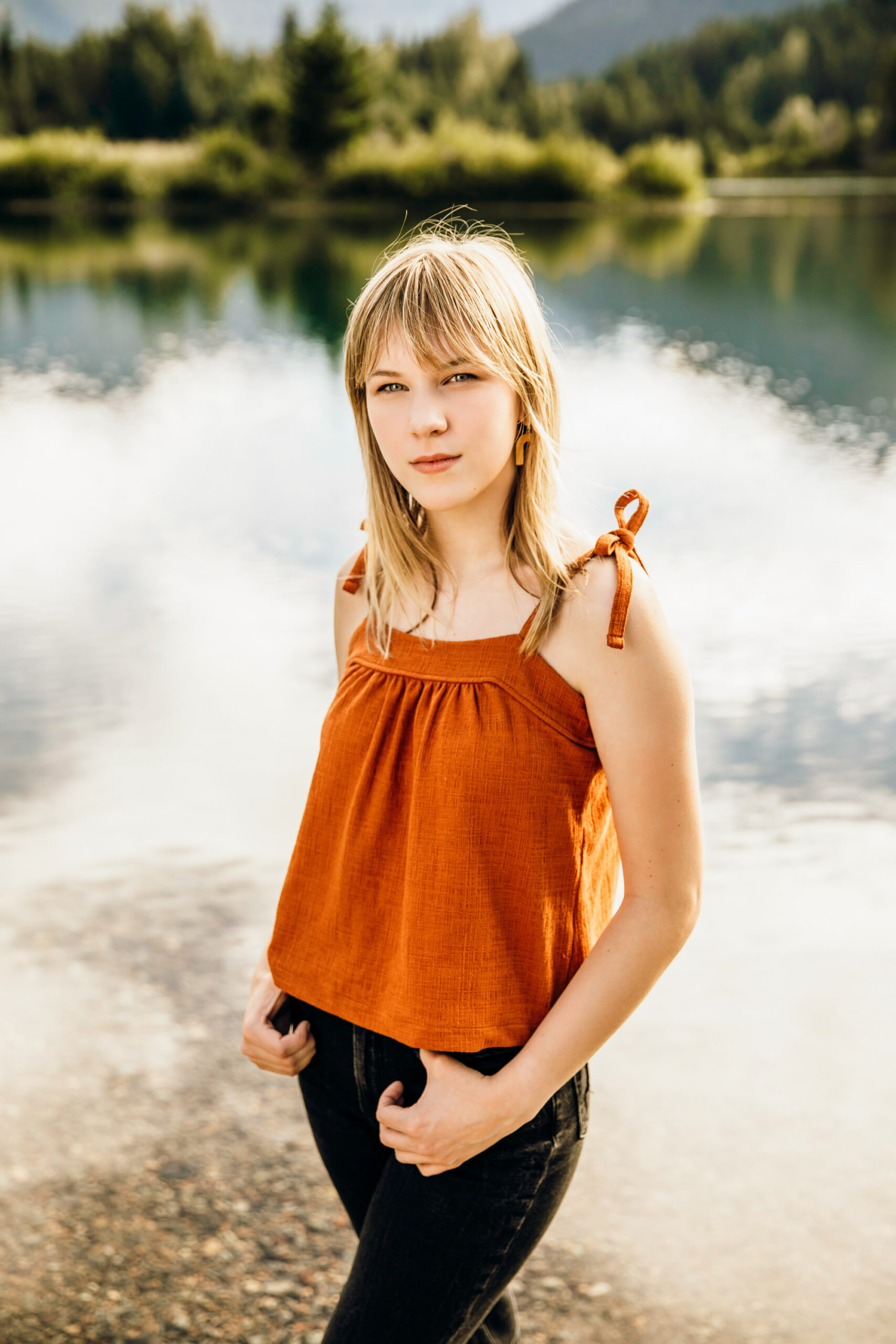 Snoqualmie Mount Si senior portrait session by James Thomas Long Photography