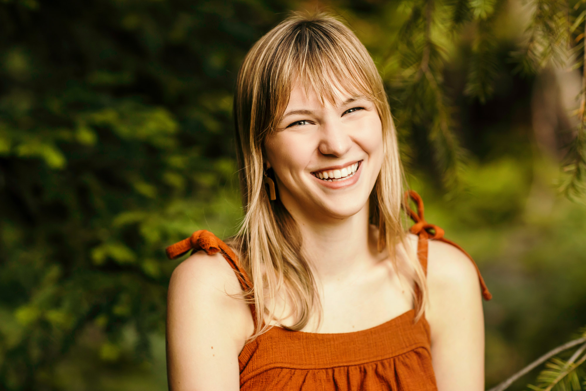 Snoqualmie Mount Si senior portrait session by James Thomas Long Photography