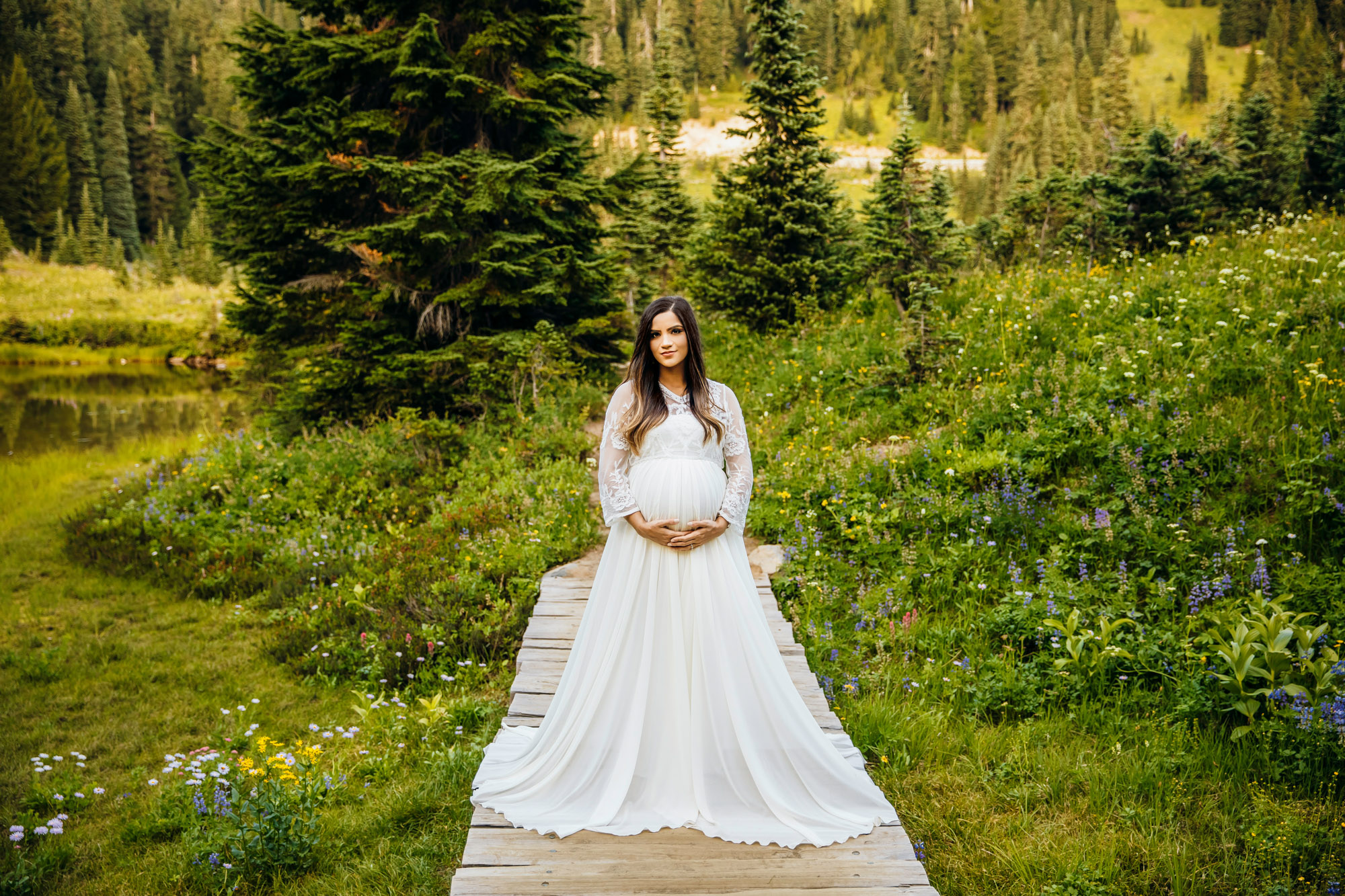 Mount Rainier maternity session by Snoqualmie maternity photographer James Thomas Long Photography