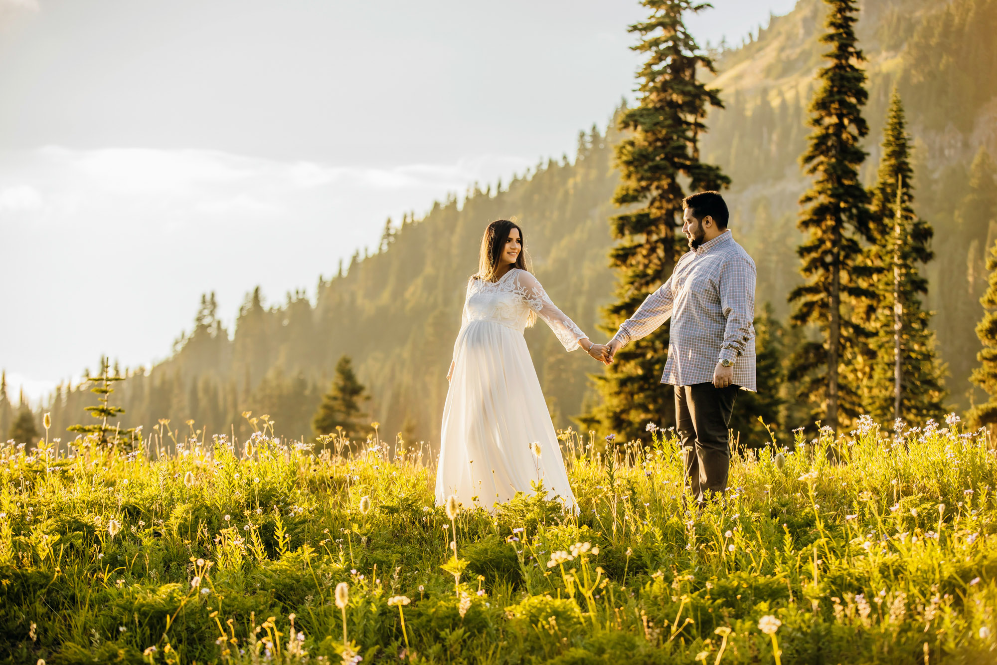 Mount Rainier maternity session by Snoqualmie maternity photographer James Thomas Long Photography