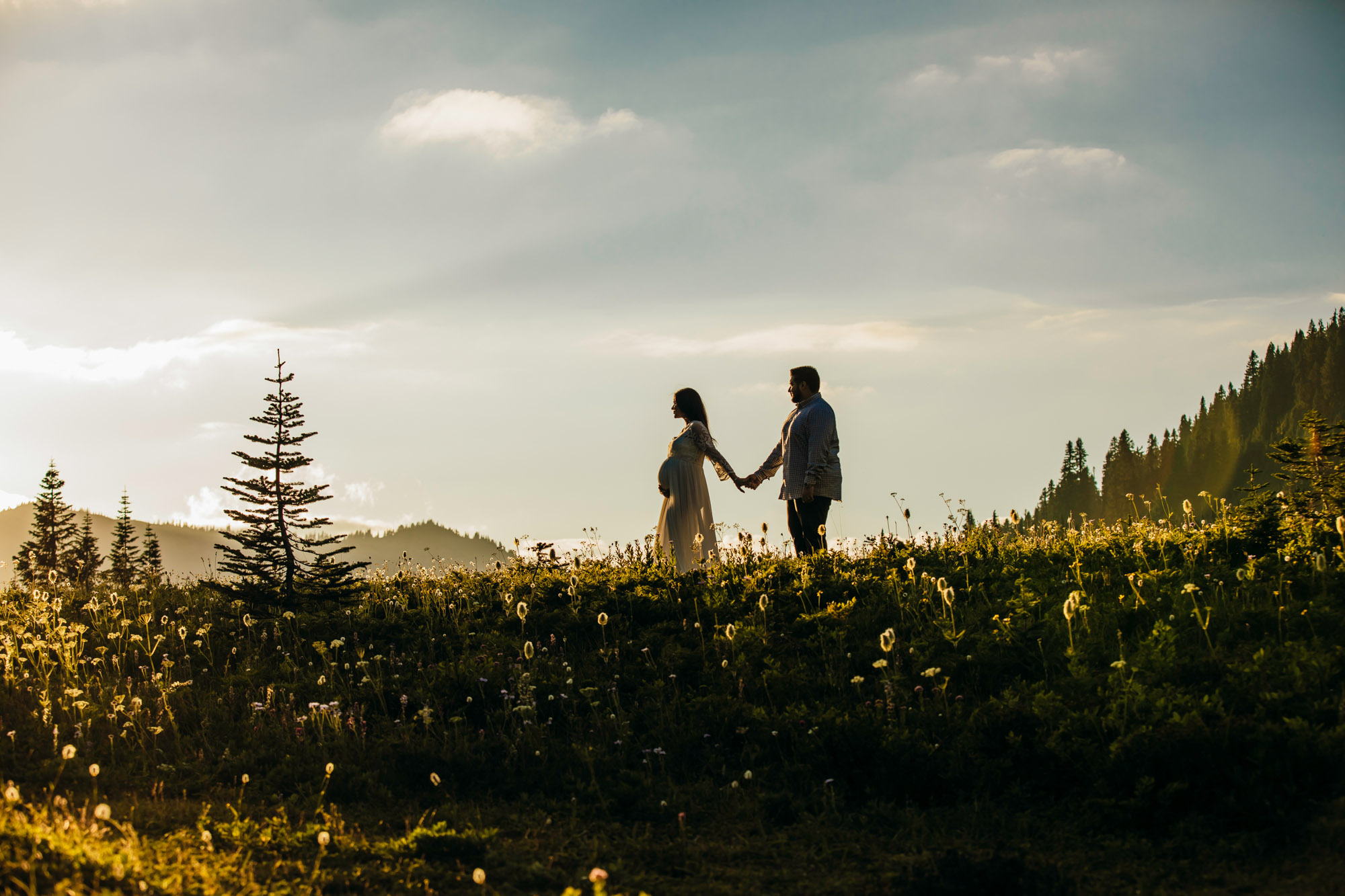 Mount Rainier maternity session by Snoqualmie maternity photographer James Thomas Long Photography