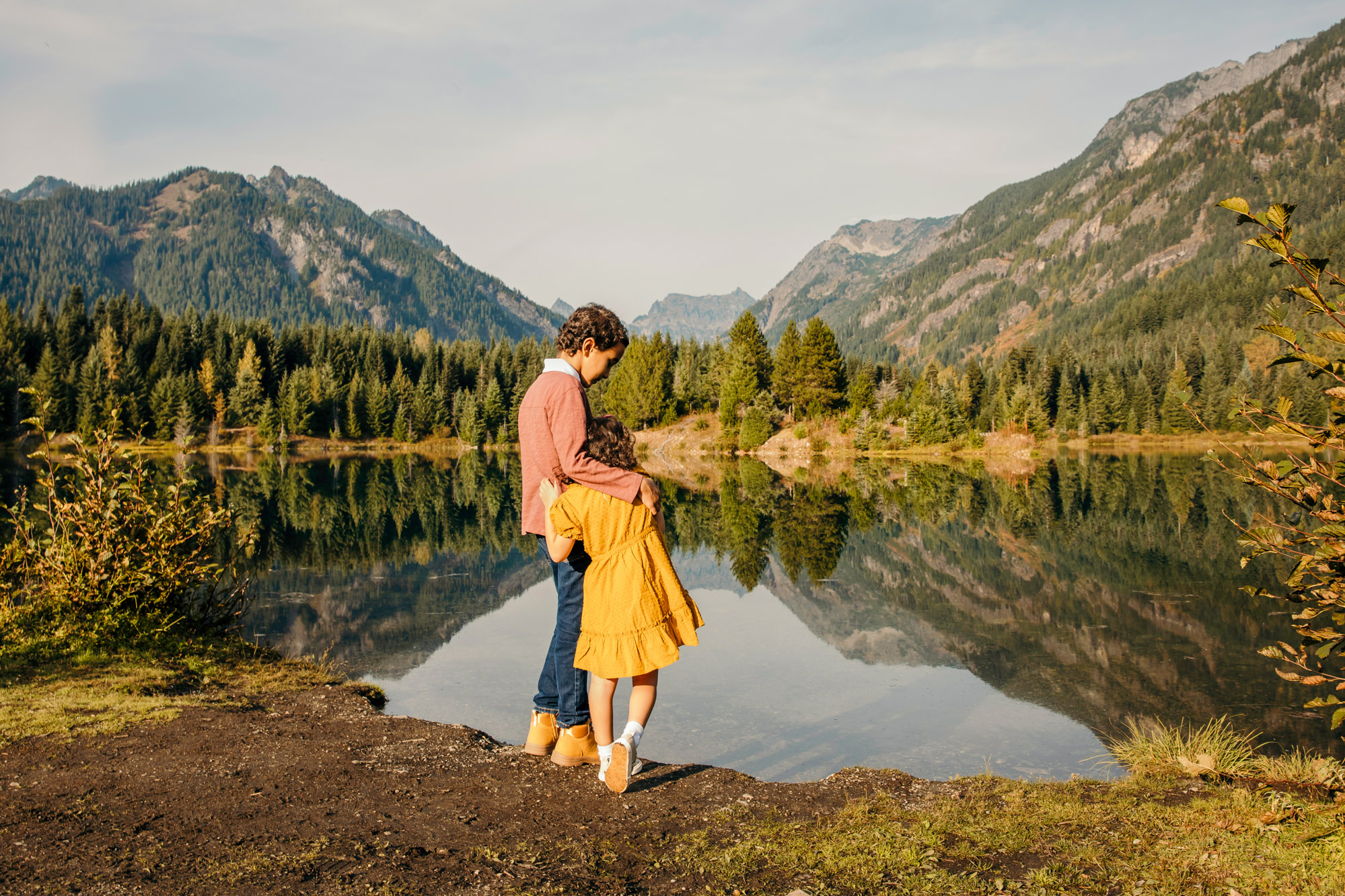 Snoqualmie Pass family of four session by Seattle family photographer James Thomas Long Photography