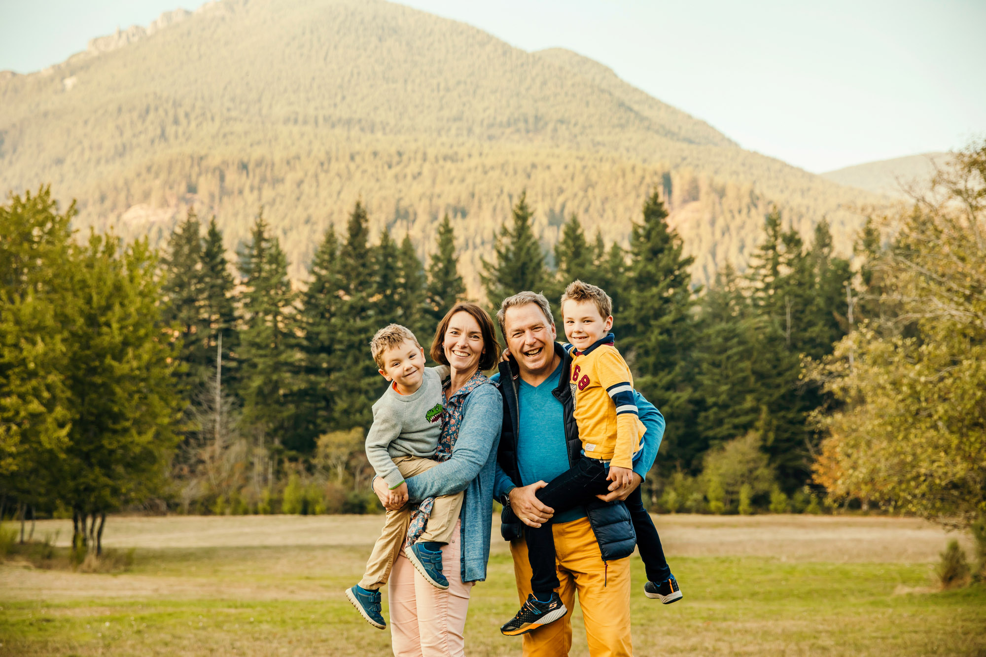 Family of four by Issaquah Sammamish Family Photographer James Thomas Long Photography