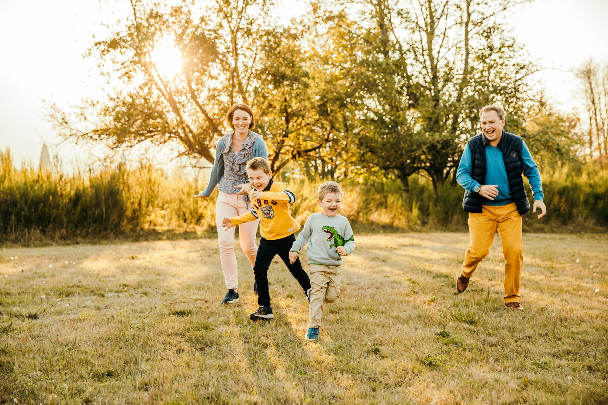 Family of four by Issaquah Sammamish Family Photographer James Thomas Long Photography