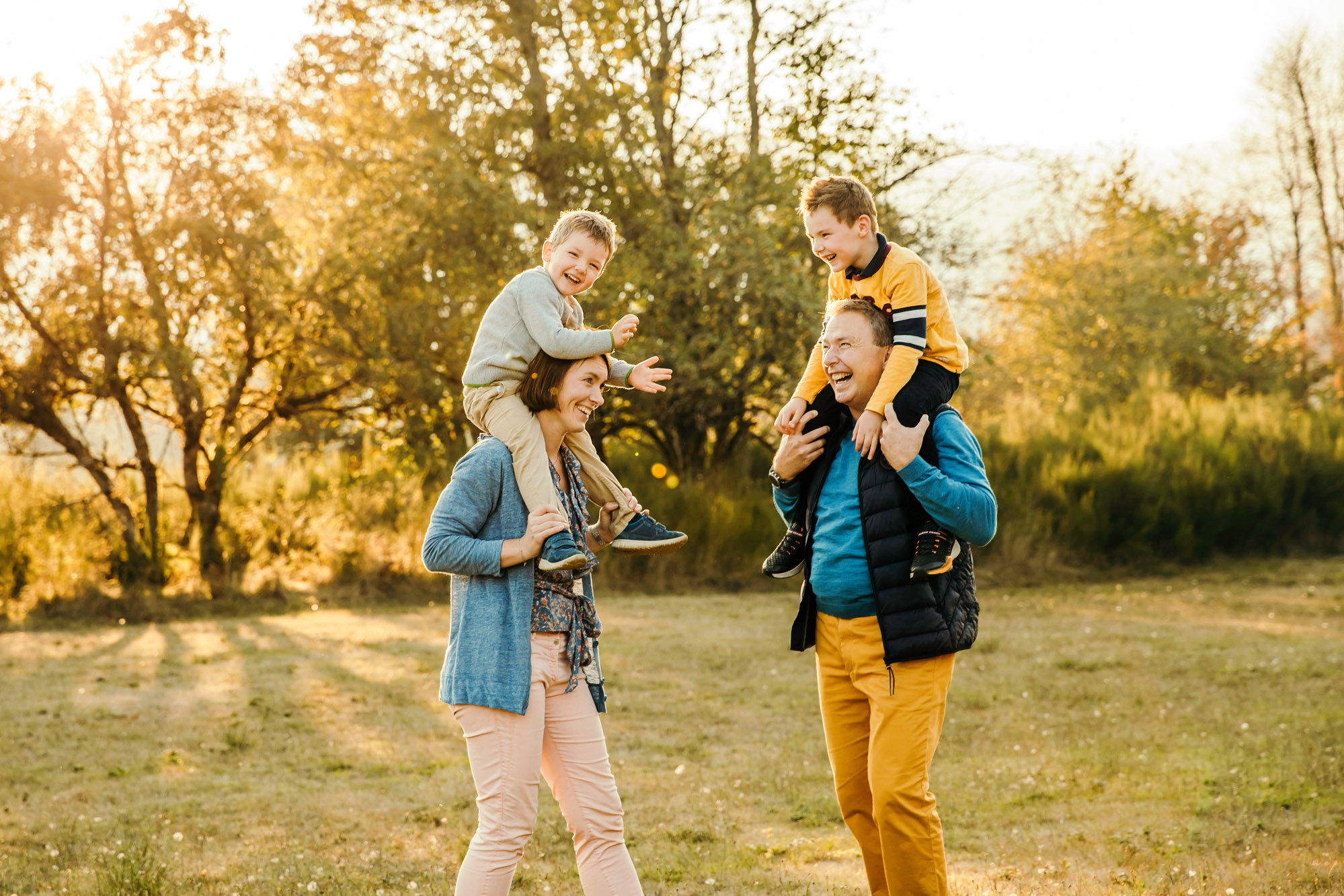 Family of four by Issaquah Sammamish Family Photographer James Thomas Long Photography