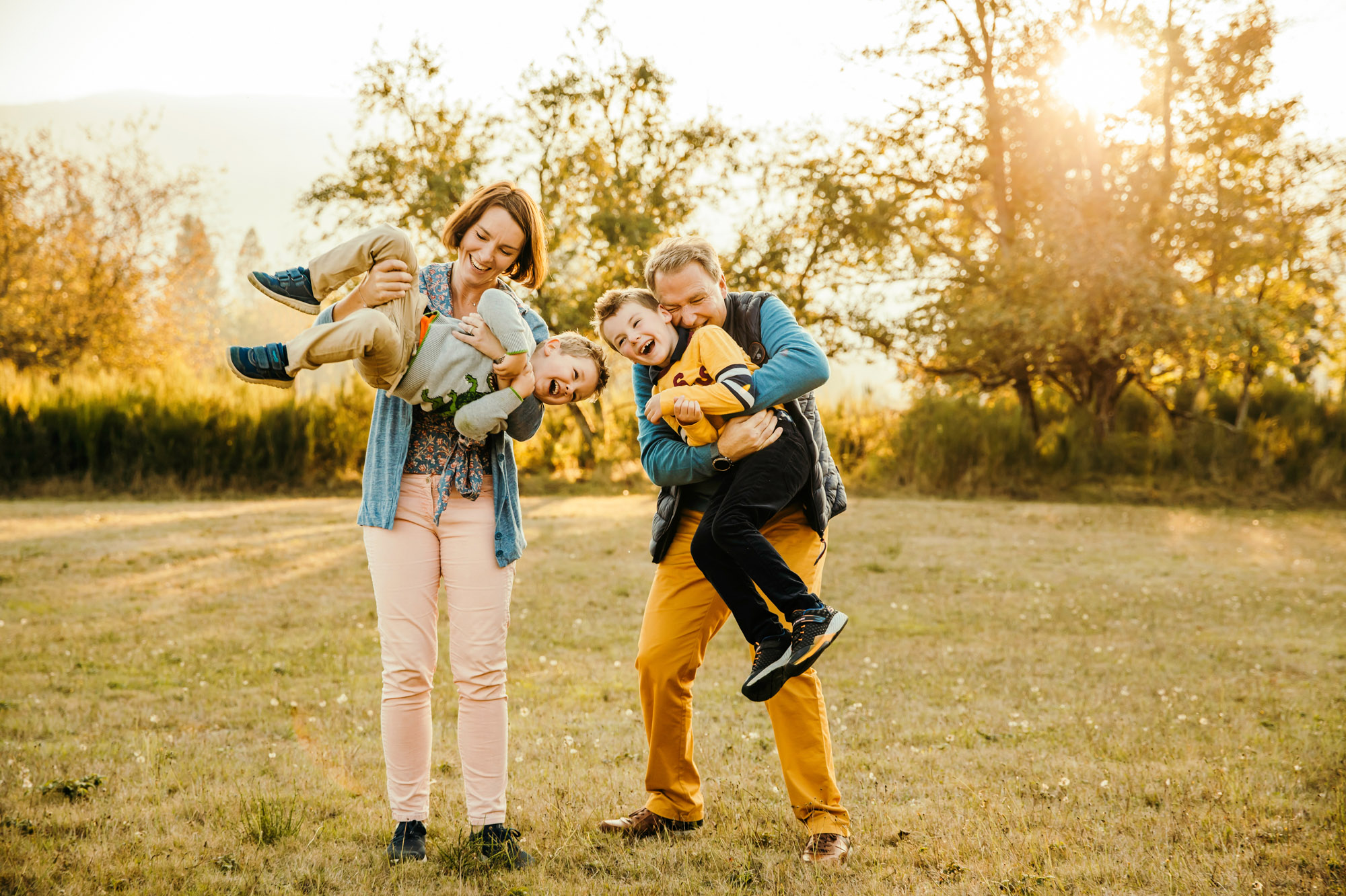 Family of four by Issaquah Sammamish Family Photographer James Thomas Long Photography