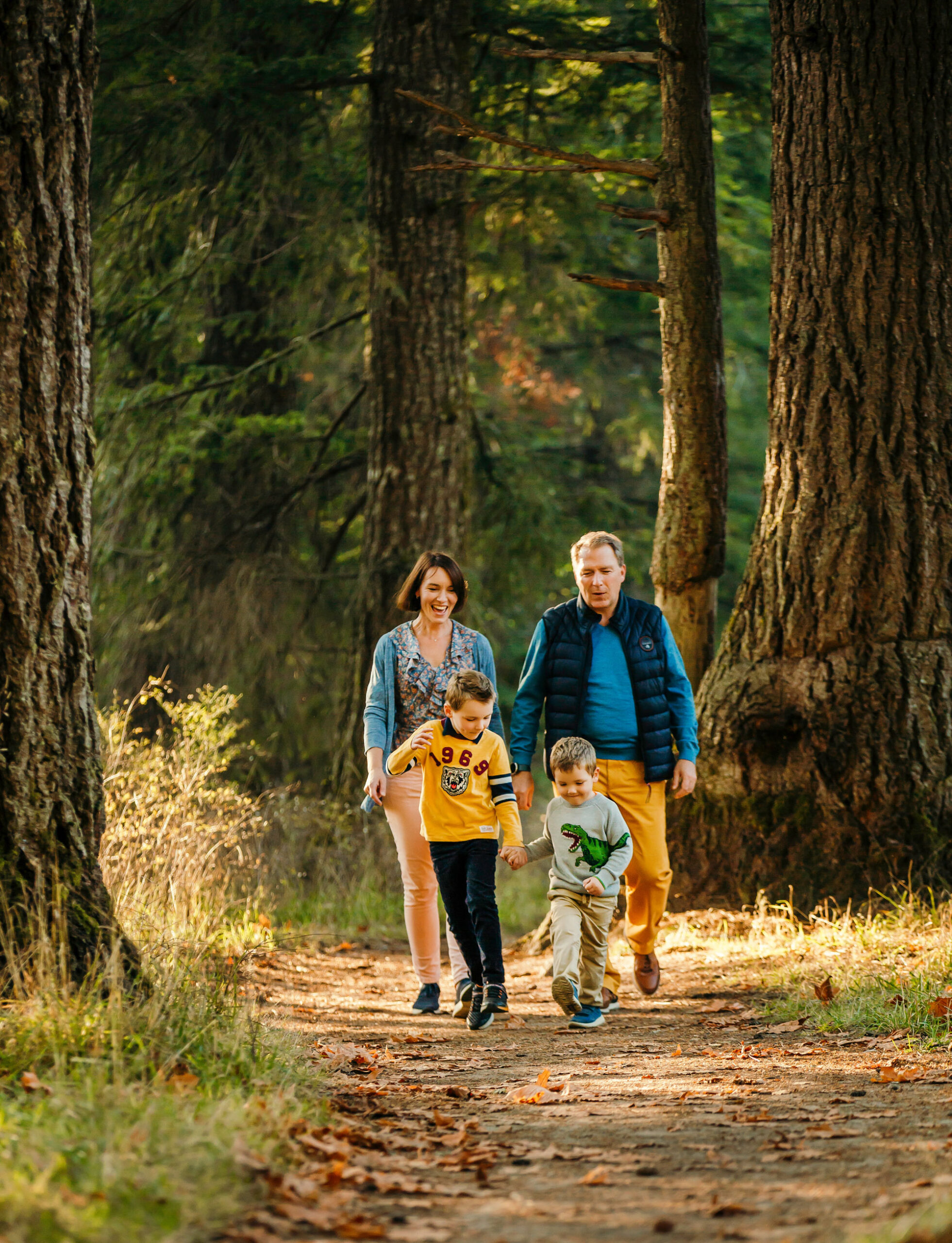 Family of four by Issaquah Sammamish Family Photographer James Thomas Long Photography