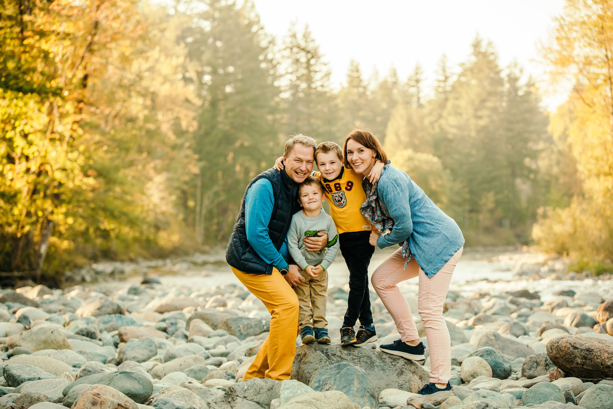 Family of four by Issaquah Sammamish Family Photographer James Thomas Long Photography