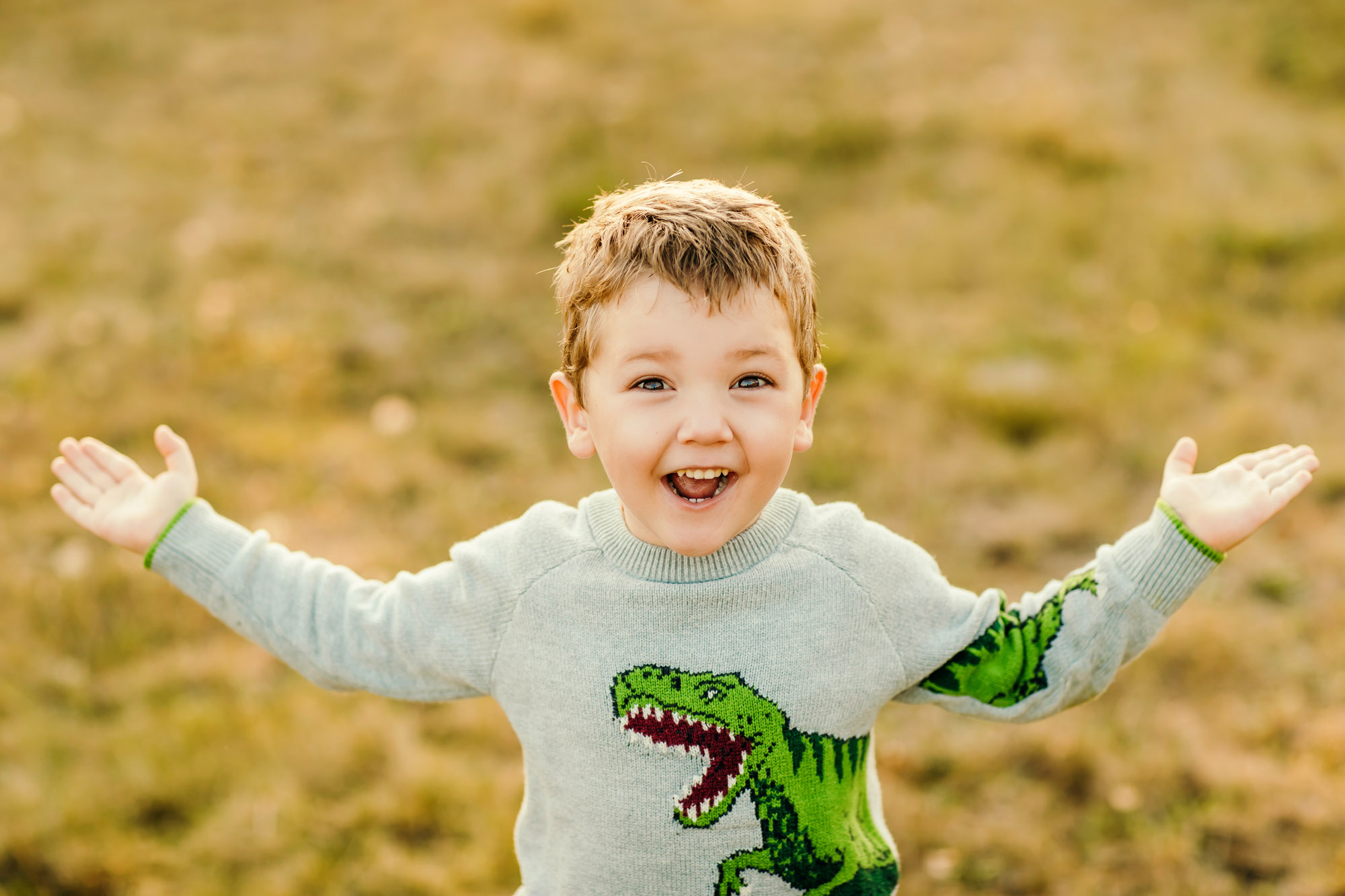 Family of four by Issaquah Sammamish Family Photographer James Thomas Long Photography