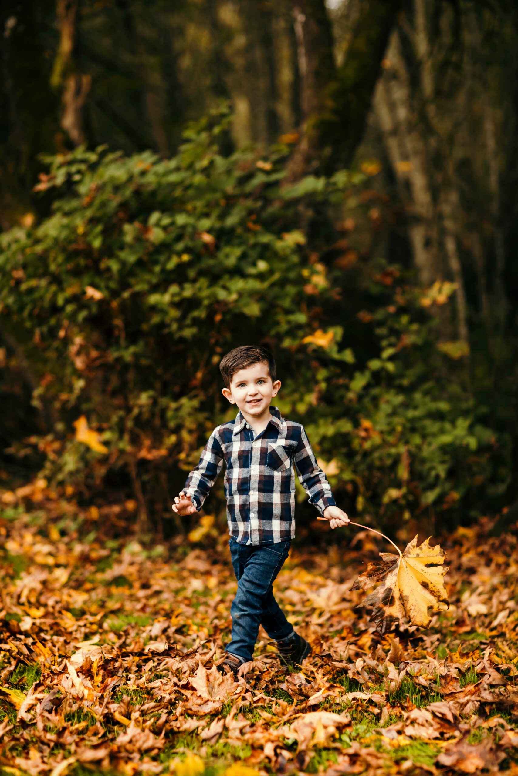 Family of Three in Carnation by Snoqualmie Family Photographer James Thomas Long Photography